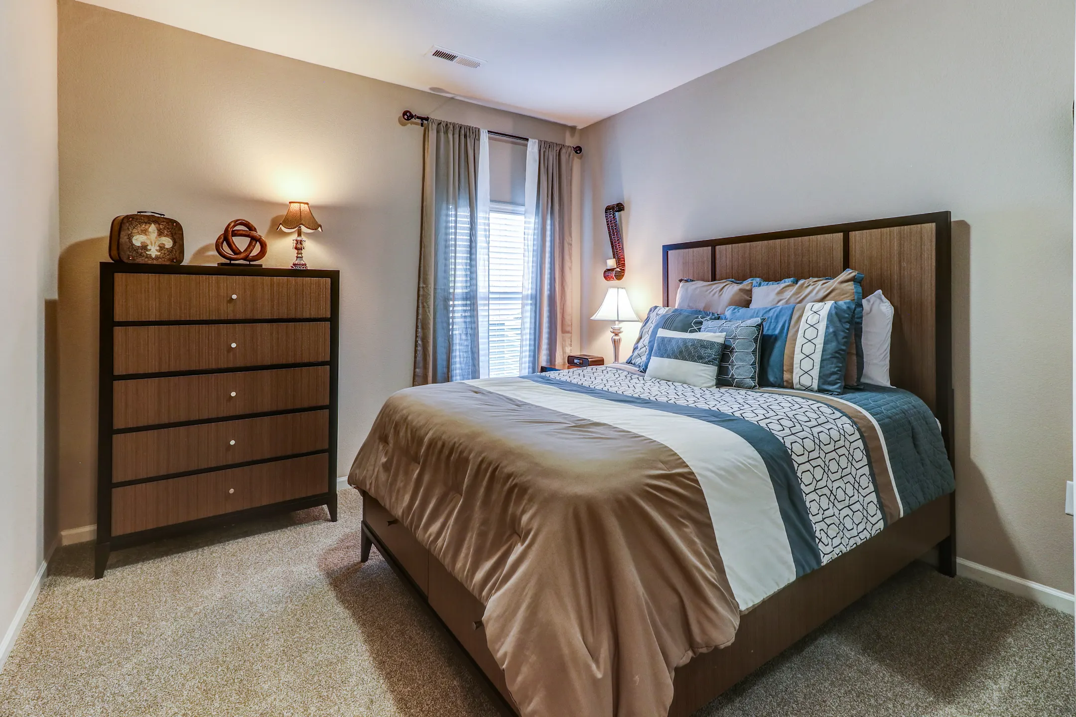 Vintage Creekwood Park 245 Creekwood Cove Lane Lenoir City, TN