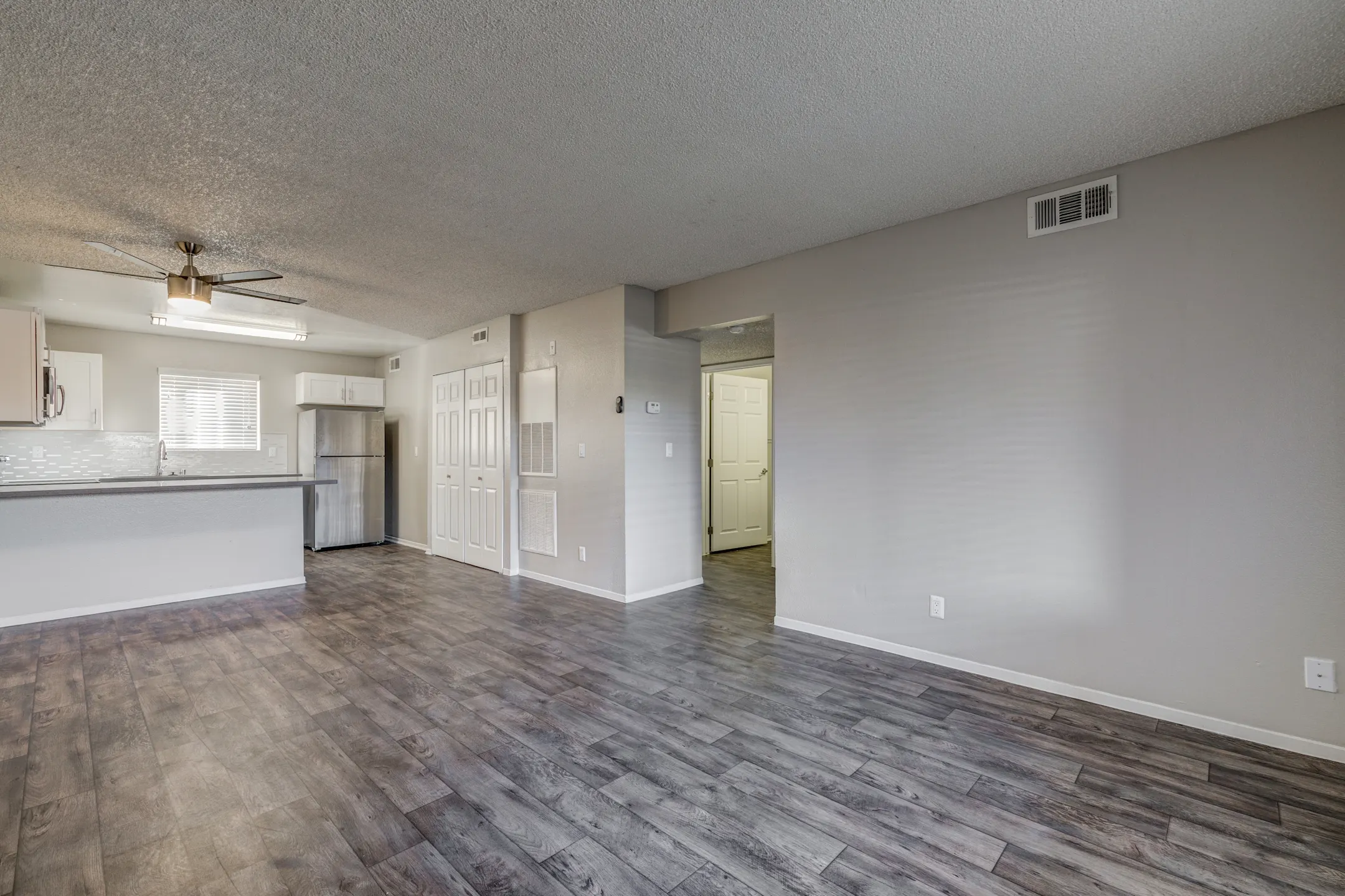 Sunset Hills Apartment Homes - 2825 Bluegrass Ln | Henderson, NV ...