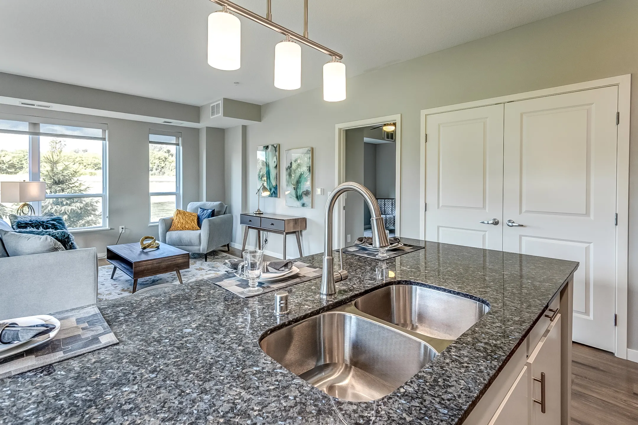 The Heights Apartments Mendota Heights, MN 55120