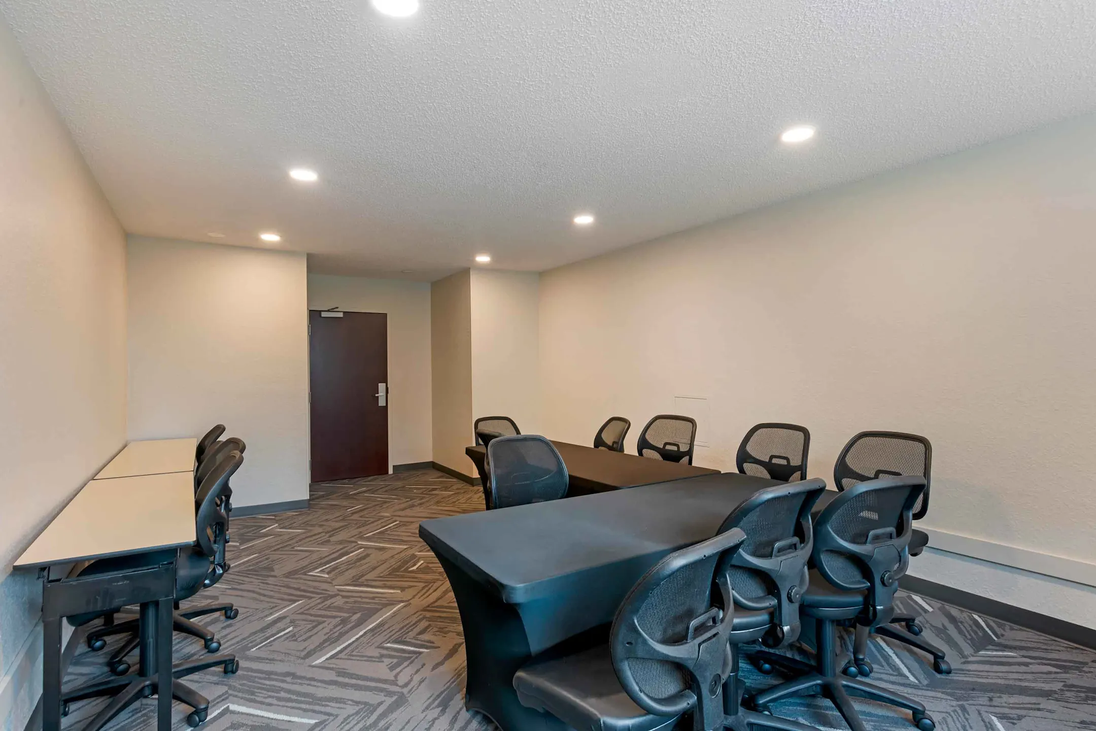 Dining Room - Furnished Studio - Houston - Sugar Land - Sugar Land, TX
