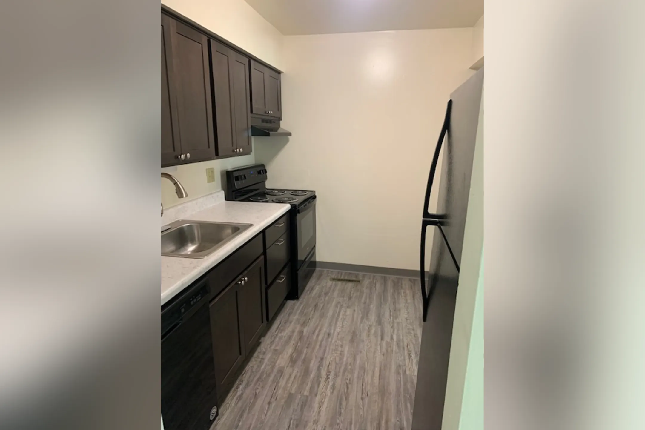 Kitchen - Hidden Valley Apartments - Syracuse, NY