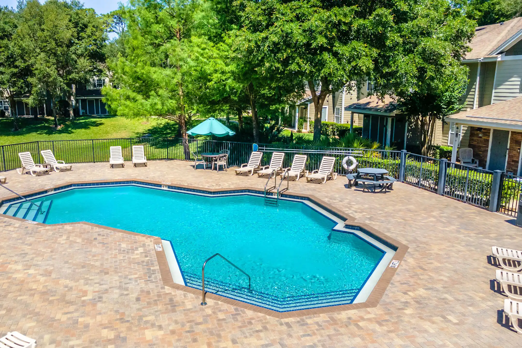 Spring Lake Cove Apartments Fruitland Park, FL 34731