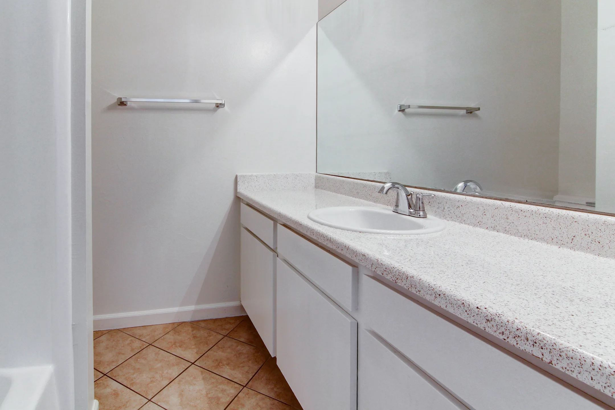 Villa Tuscany Apartments Norwalk, CA 90650