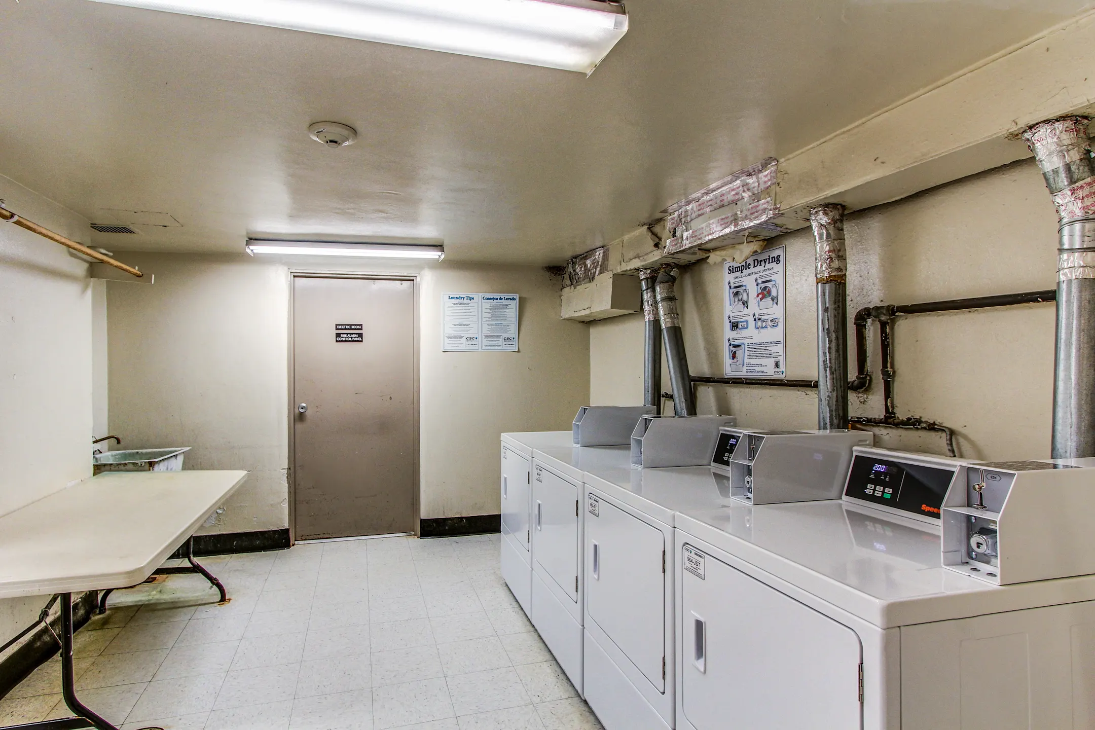 Kitchen - Robin Towers - Arlington, VA