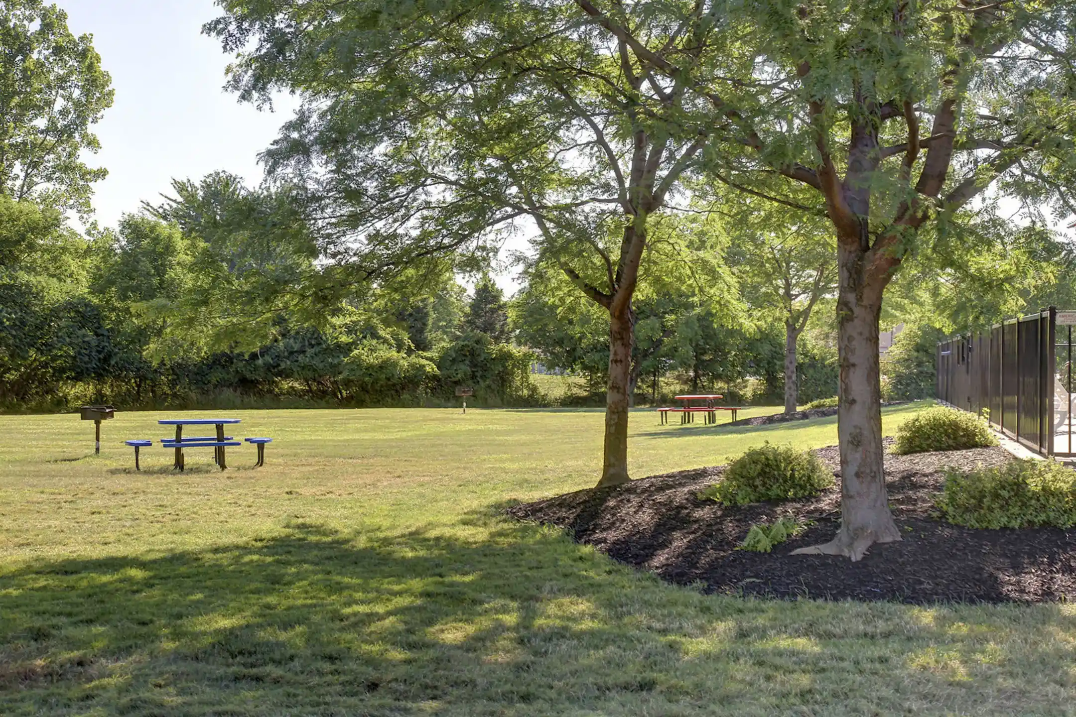 Royalton Greens Apartments Strongsville, OH 44136