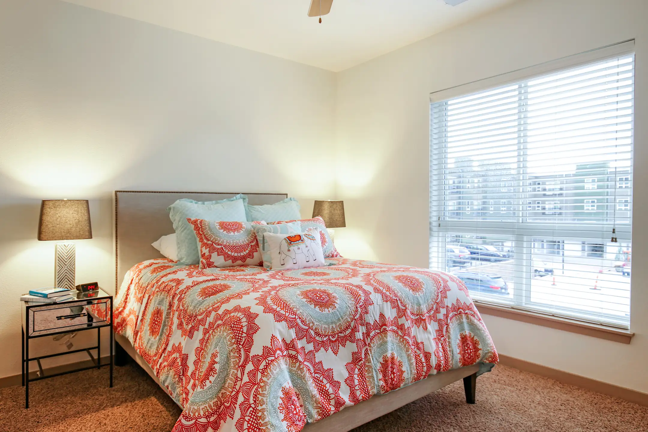 Bedroom - The Heights at Linden Square - Kansas City, MO