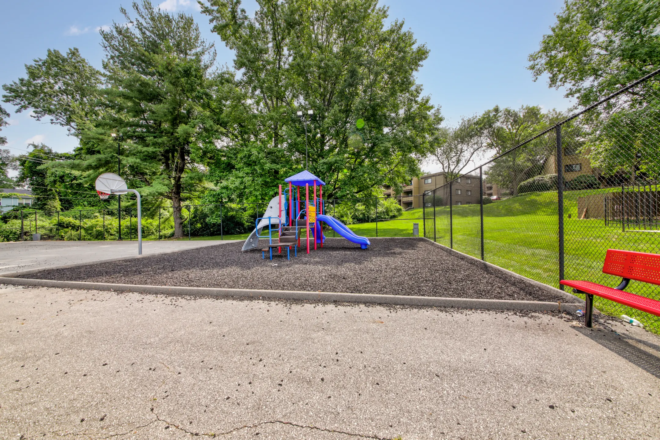 Playground - Suson Pines - Saint Louis, MO