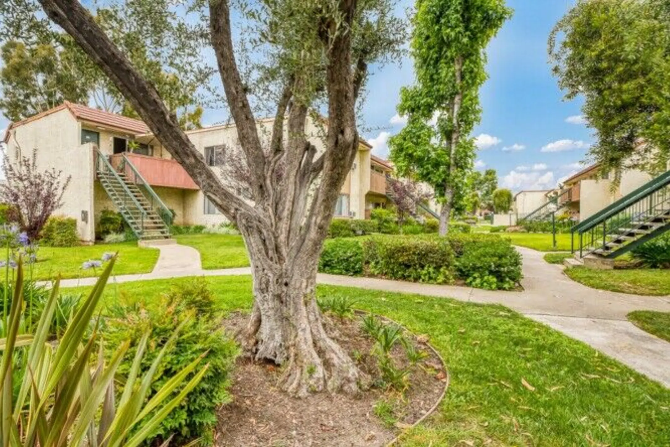 Walnut Park Apartment Homes Apartments West Covina, CA 91792