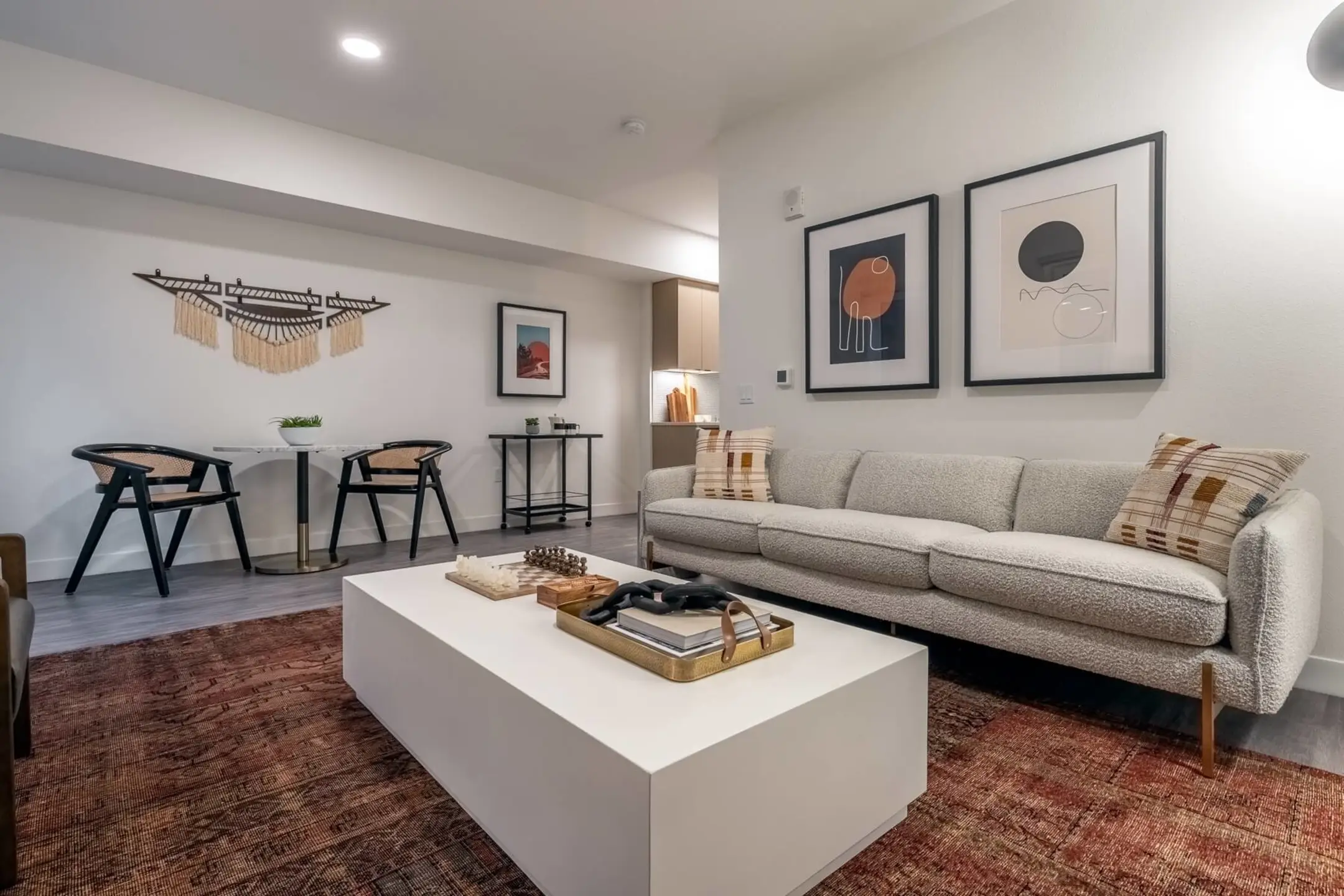 Living Room - Coen and Columbia - Vancouver, WA