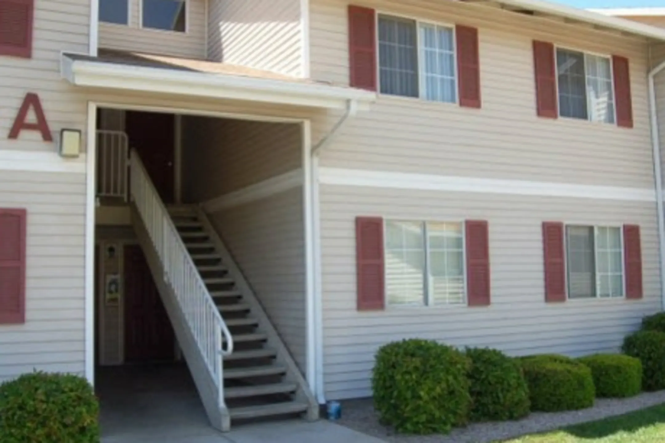 Ridge View Apartments 710 N Washington Blvd Ogden, UT Apartments