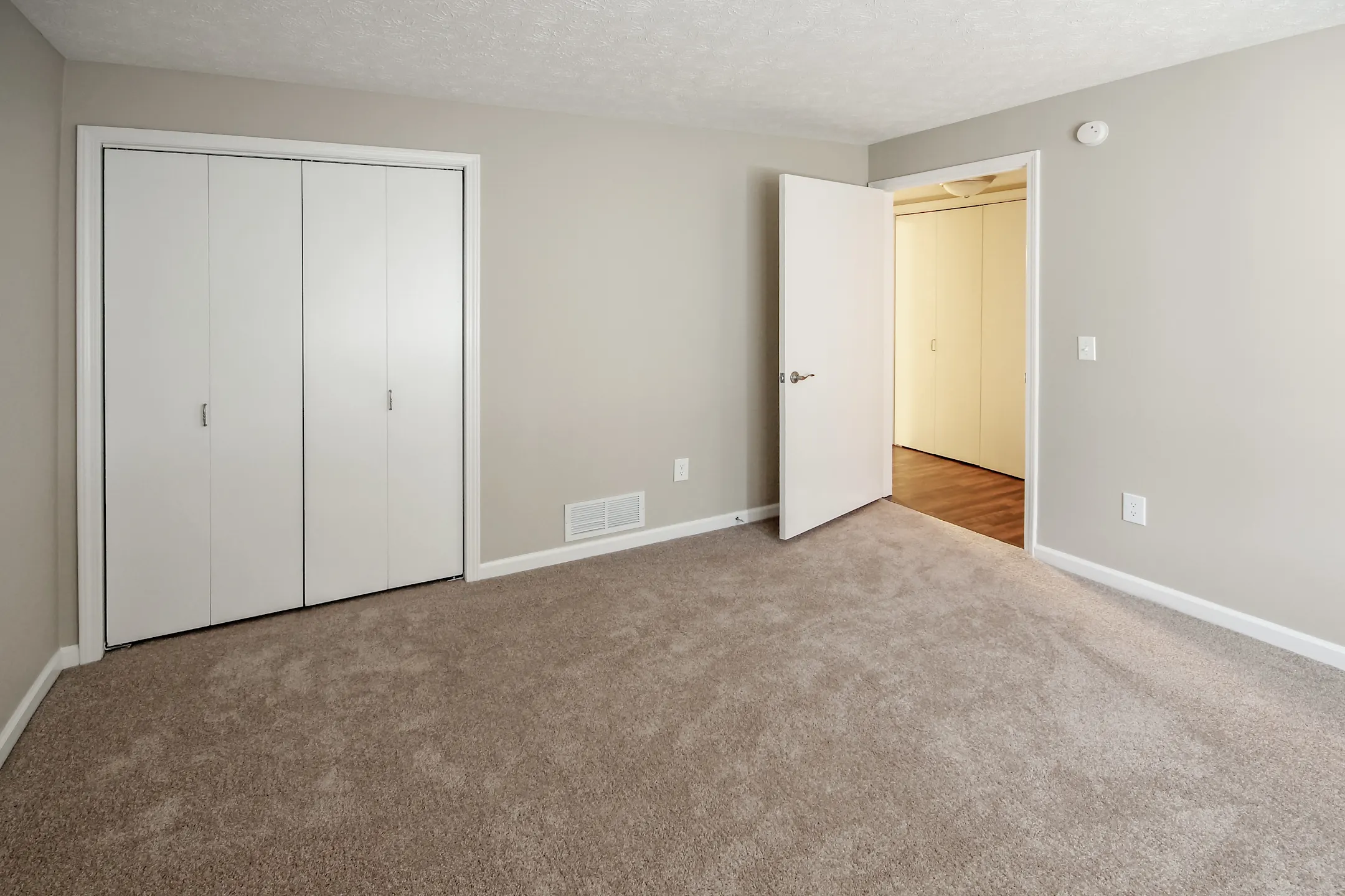 Bedroom - Carriage Hill - Pittsford, NY