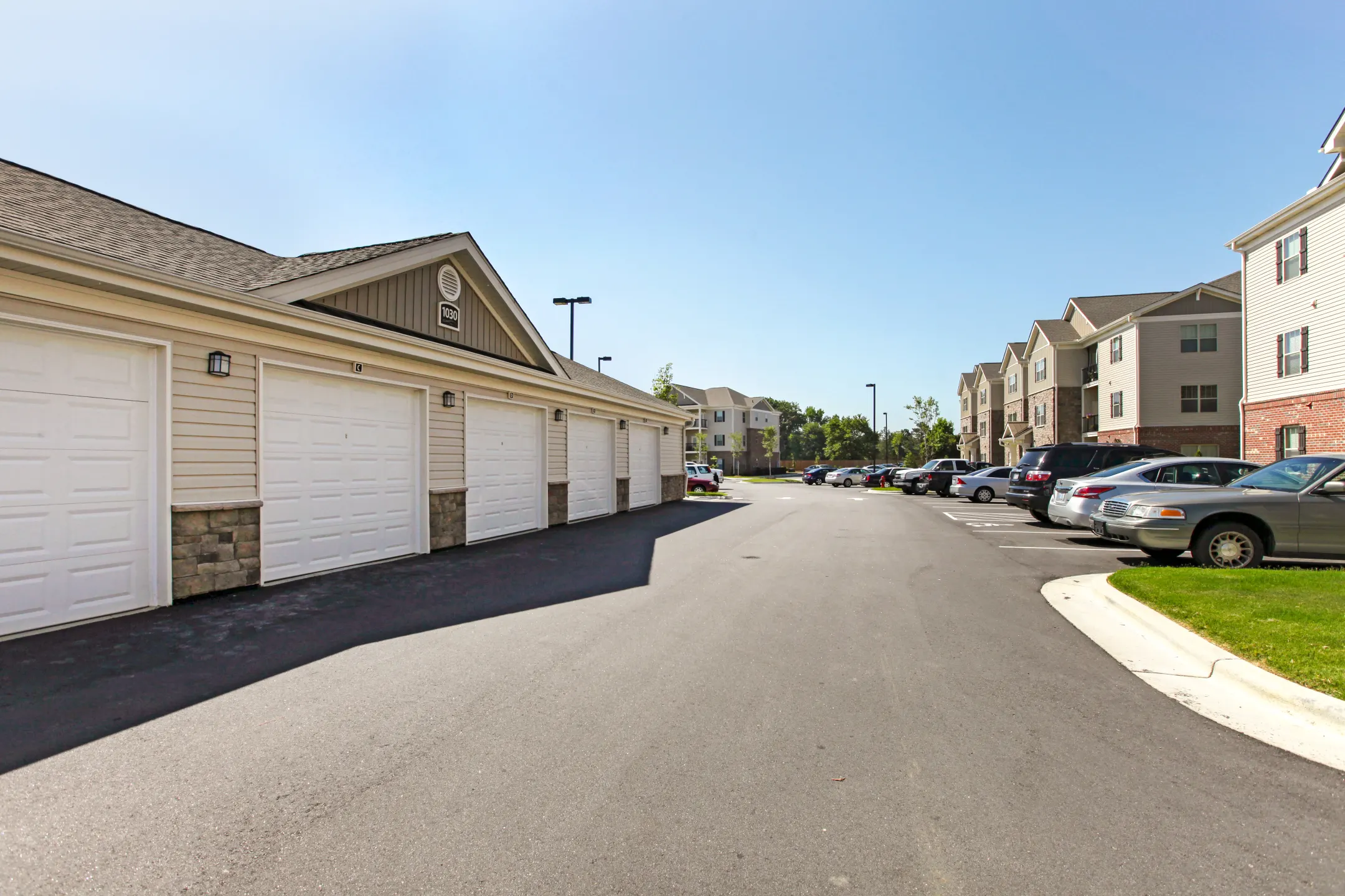 Amelia Station Apartments - 1001 Amelia Station Way | Clayton, NC