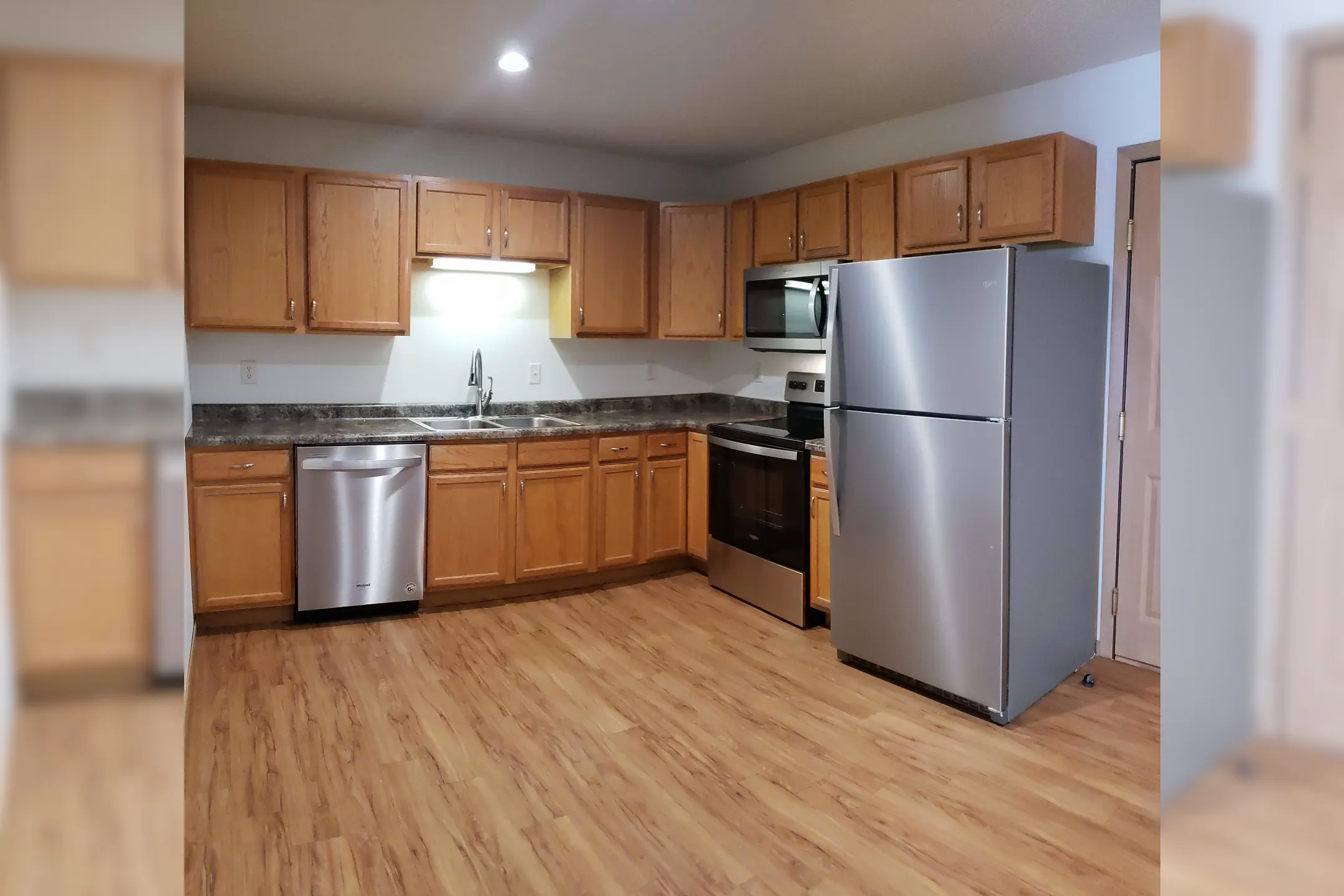 Campus Place 7 And 8 Apartments Grand Forks ND 58203   2d300b39a284d9afd3b221c665b0736d