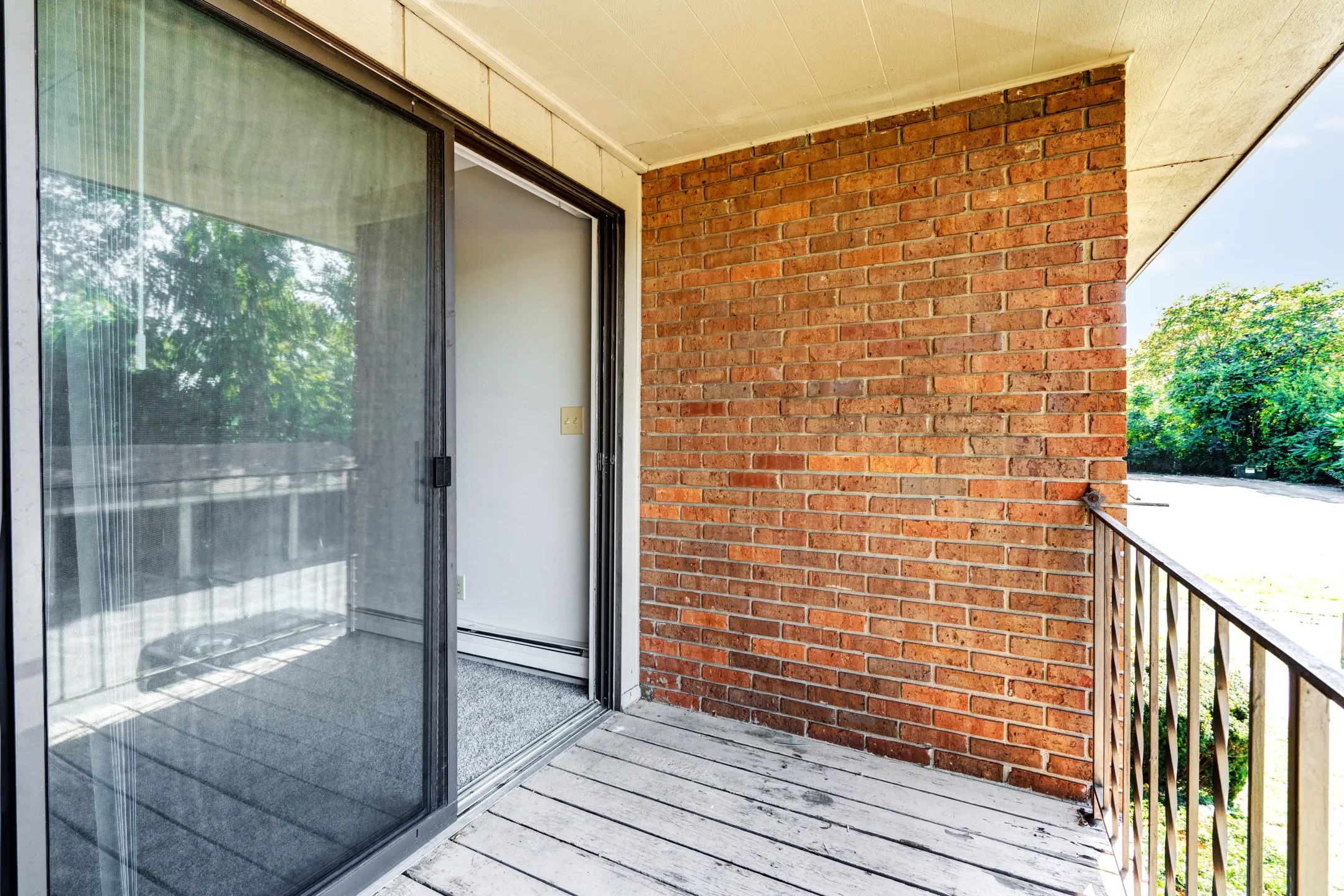 Trotwood Villas 421 North Broadway Street Trotwood, OH Apartments