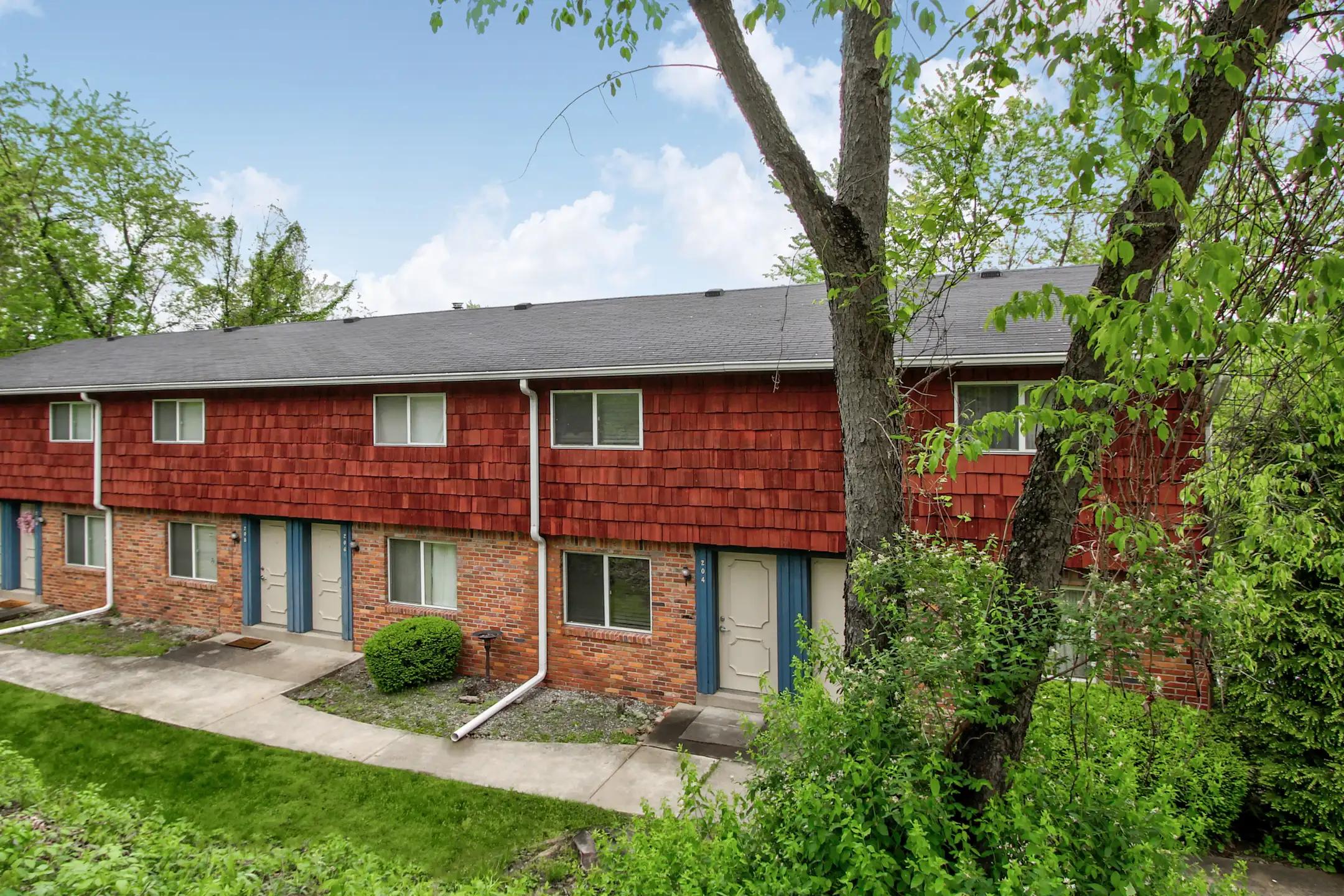 Walnut Ridge Townhomes Apartments Irwin, PA 15642