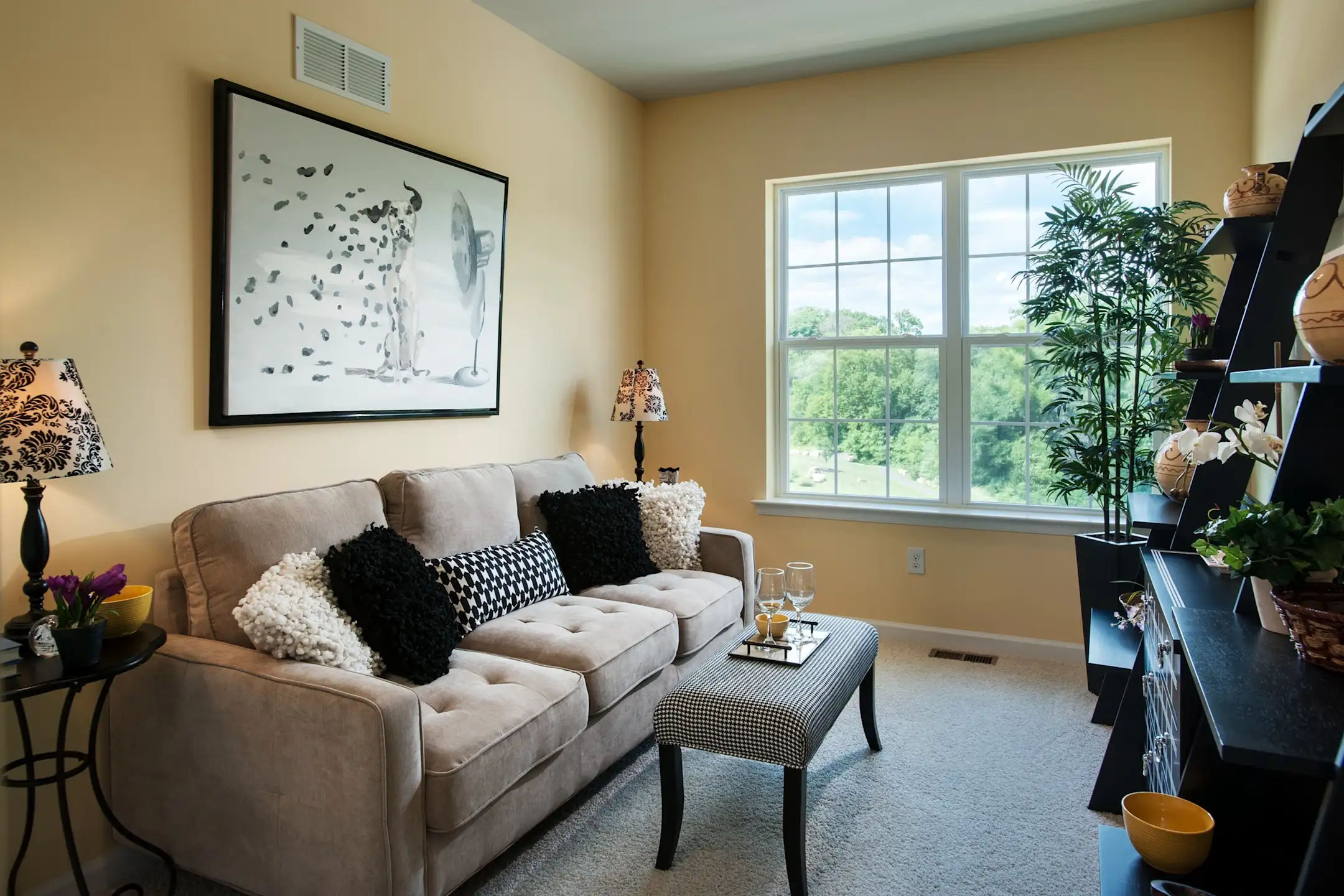 Darley Green Townhomes 700 Darley Green Drive Claymont, DE