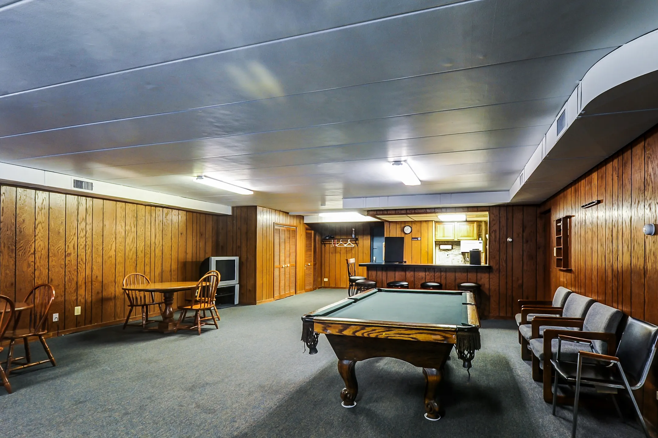 McLaughlin Apartments 1550 169th St Hammond, IN Apartments for Rent