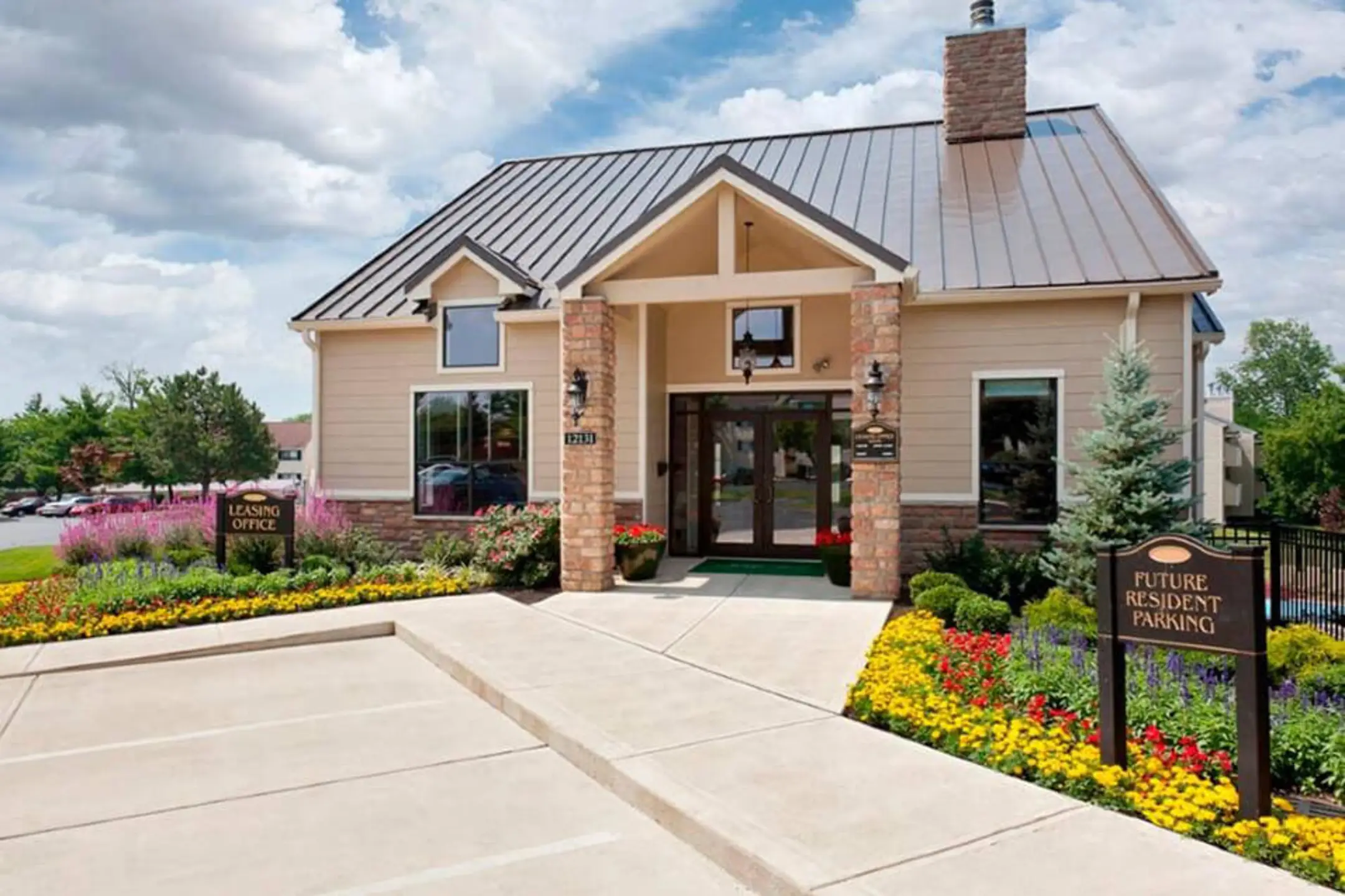 Village At Symmes