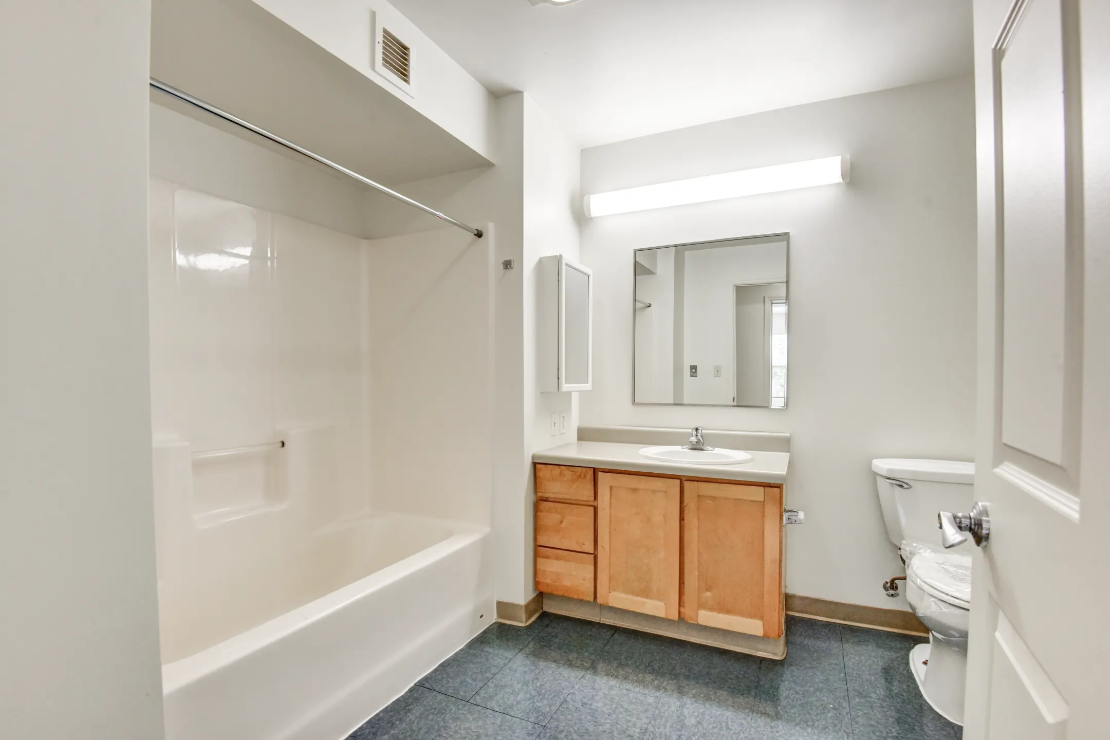 Bathroom - North End Gateway - Hartford, CT