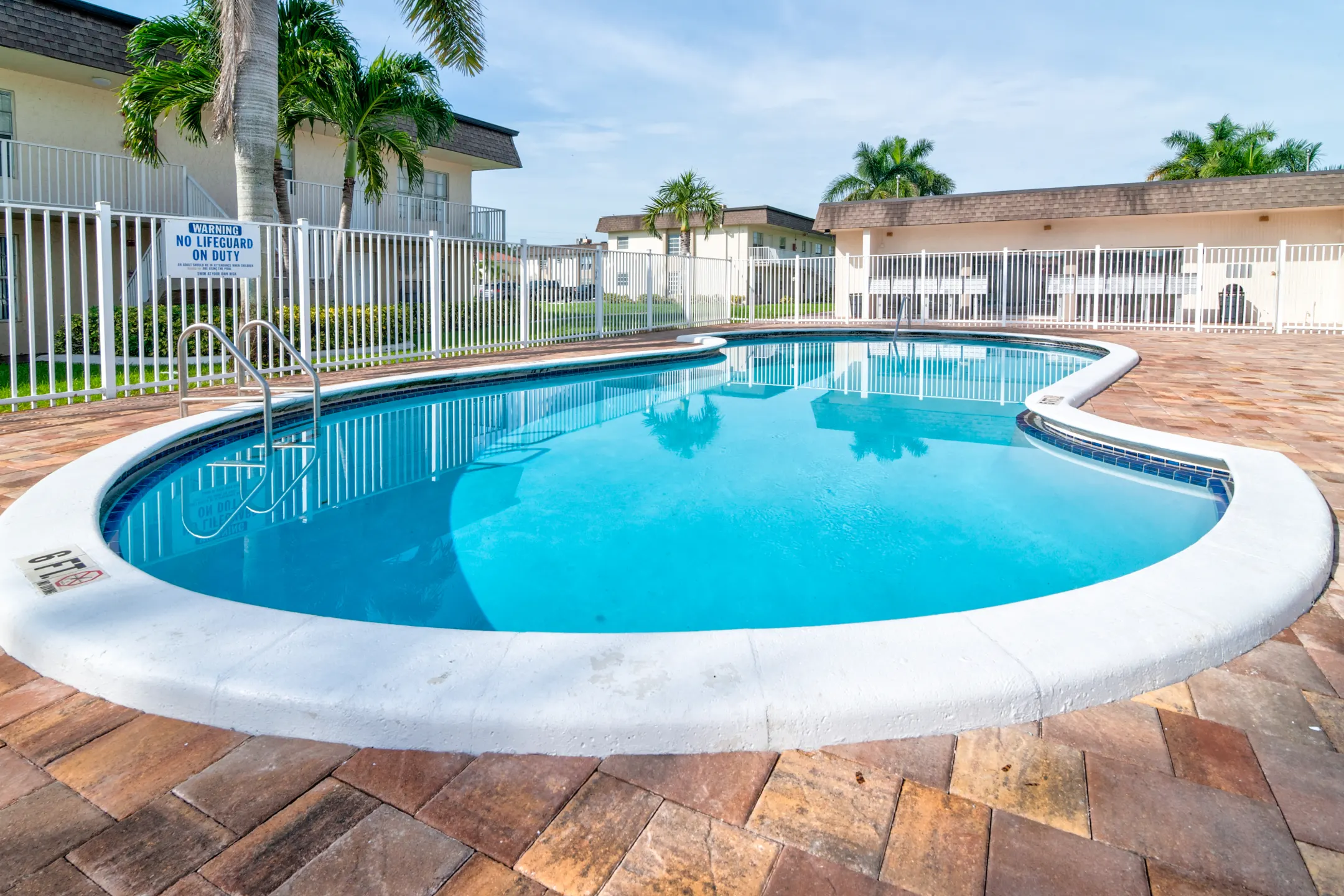 Pool - Lauder Ridge Garden - North Lauderdale, FL