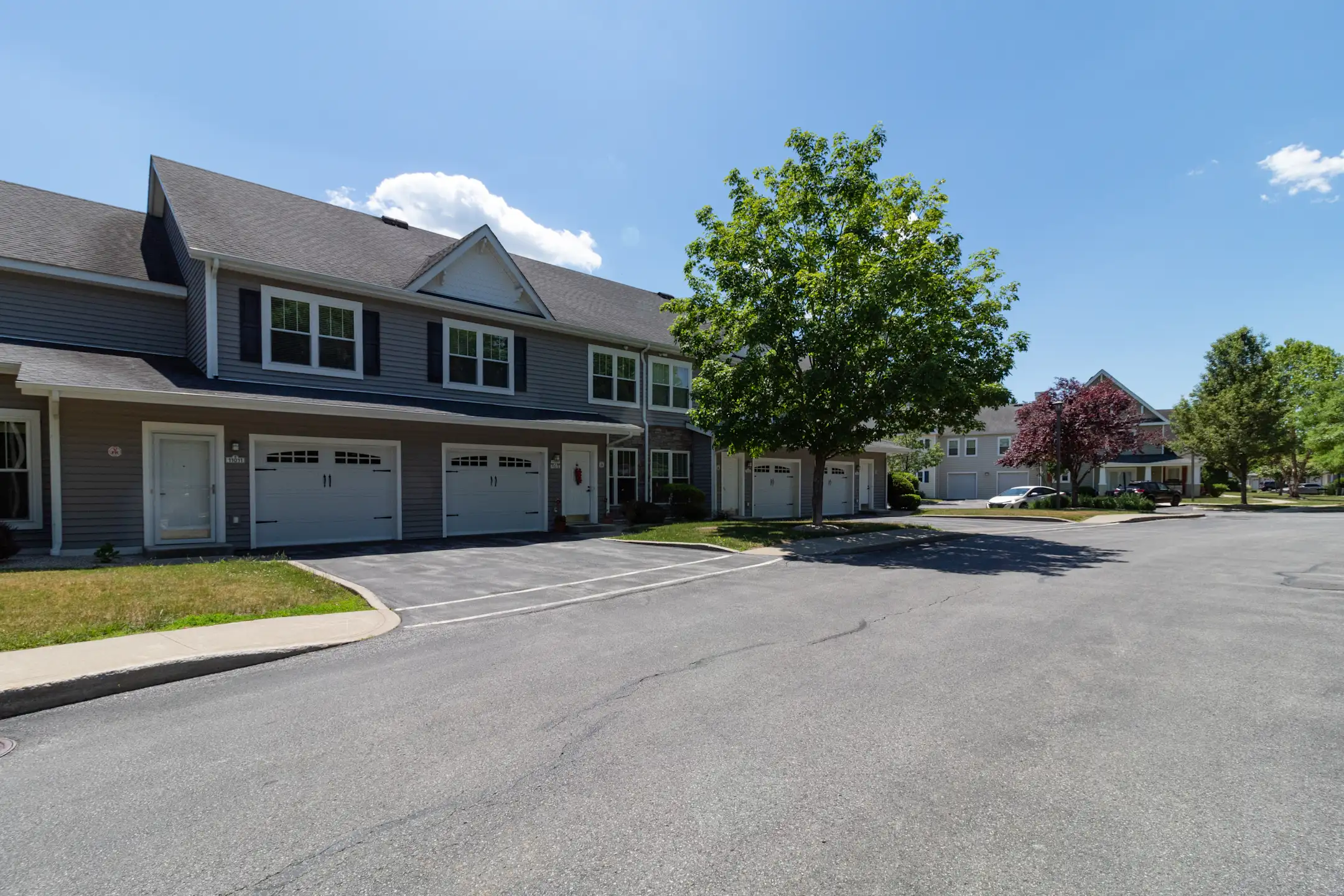 Brookside Meadows Apartments Pleasant Valley, NY 12569