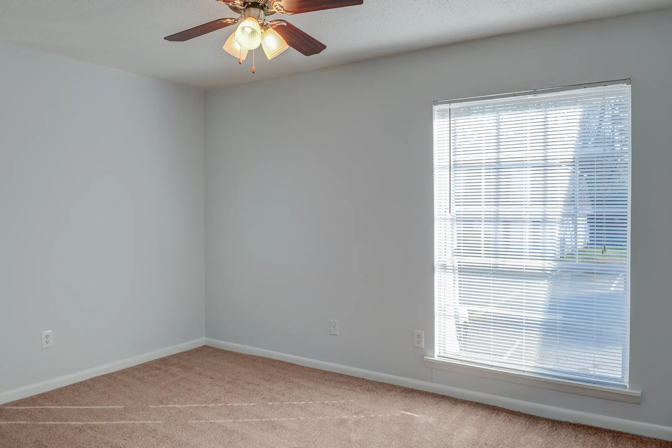 Bedroom - Center Pointe Landings - Center Point, AL