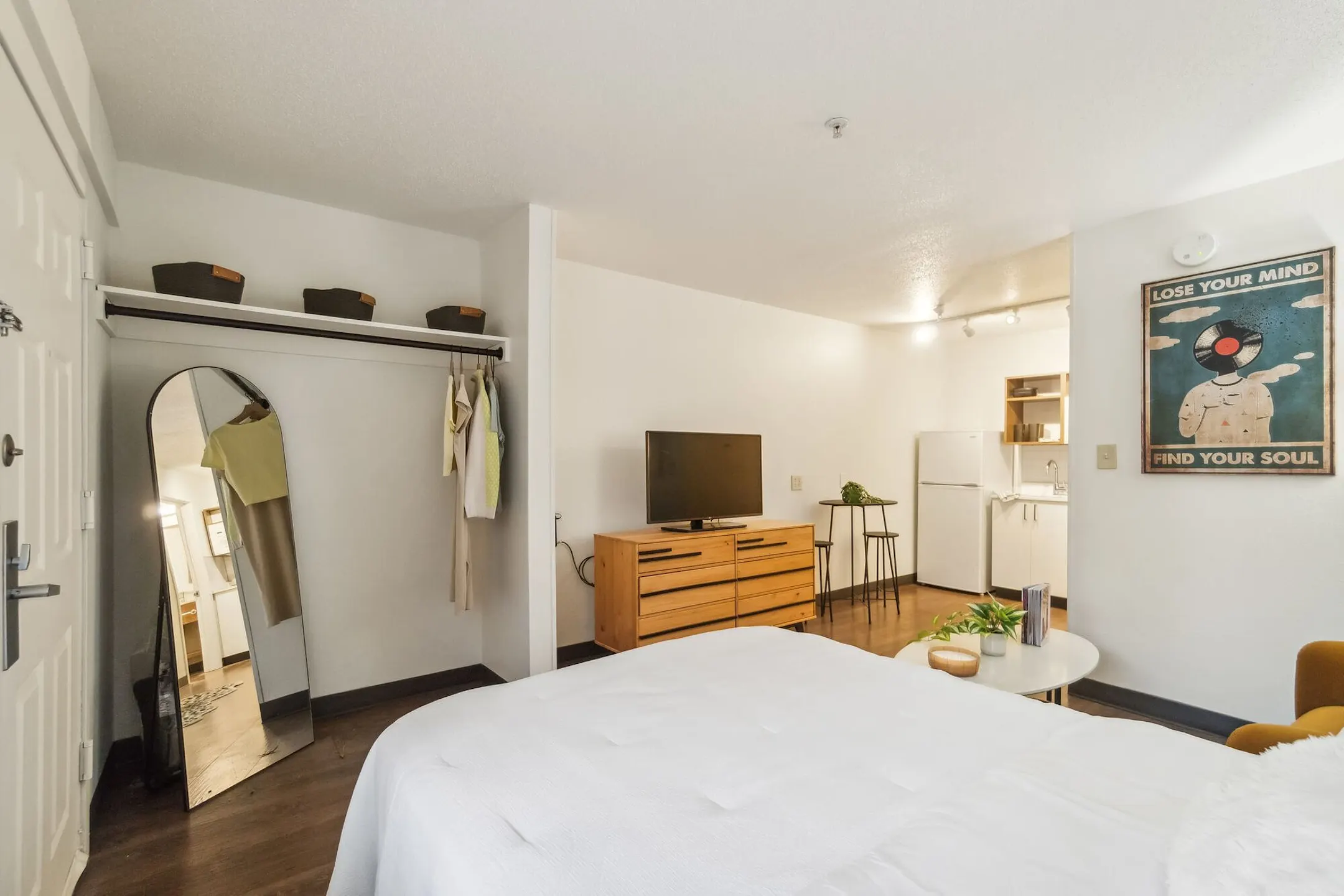 Vivo Living Arbor View 710 Yorkmont Road Charlotte, NC Apartments