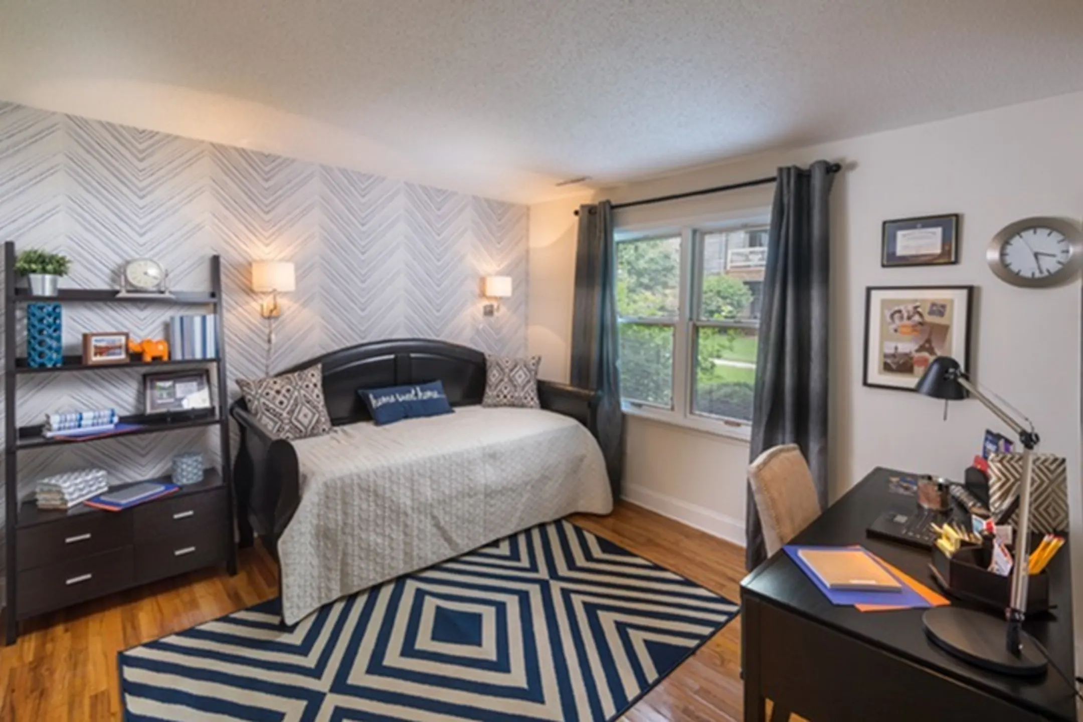 Hidden Lake Town And Country Apartments Apartments North Brunswick, NJ 08902