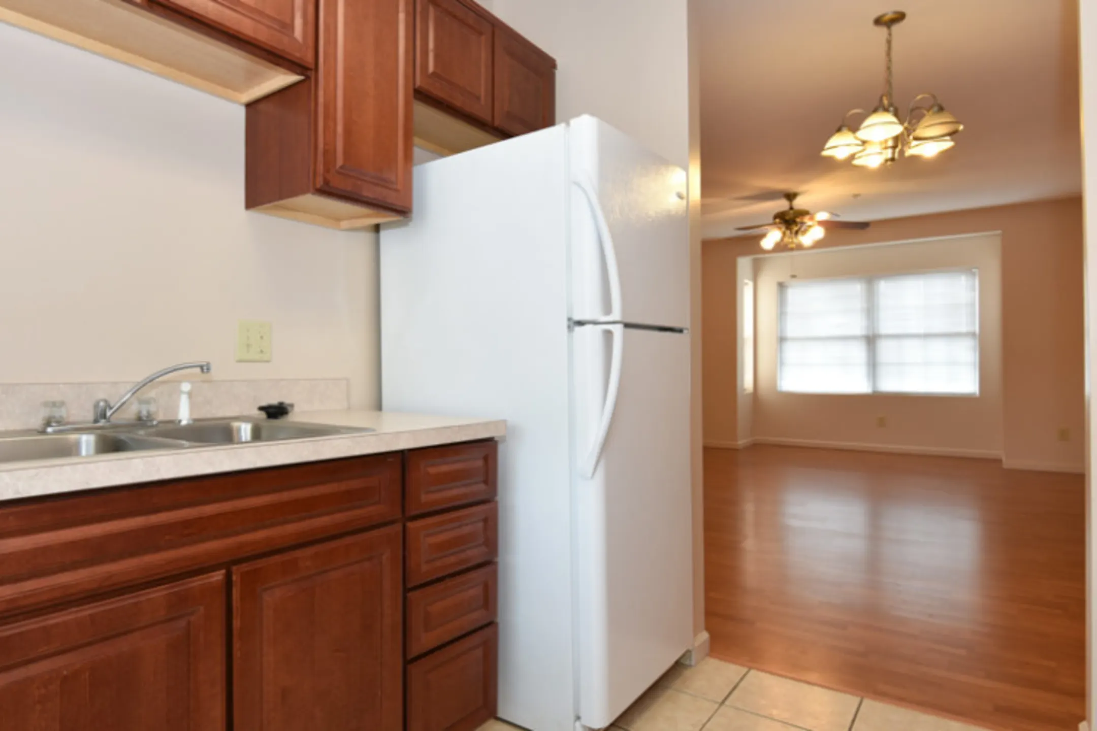 Burnham Rentals Third & Dunn Apartments Bloomington, IN 47401