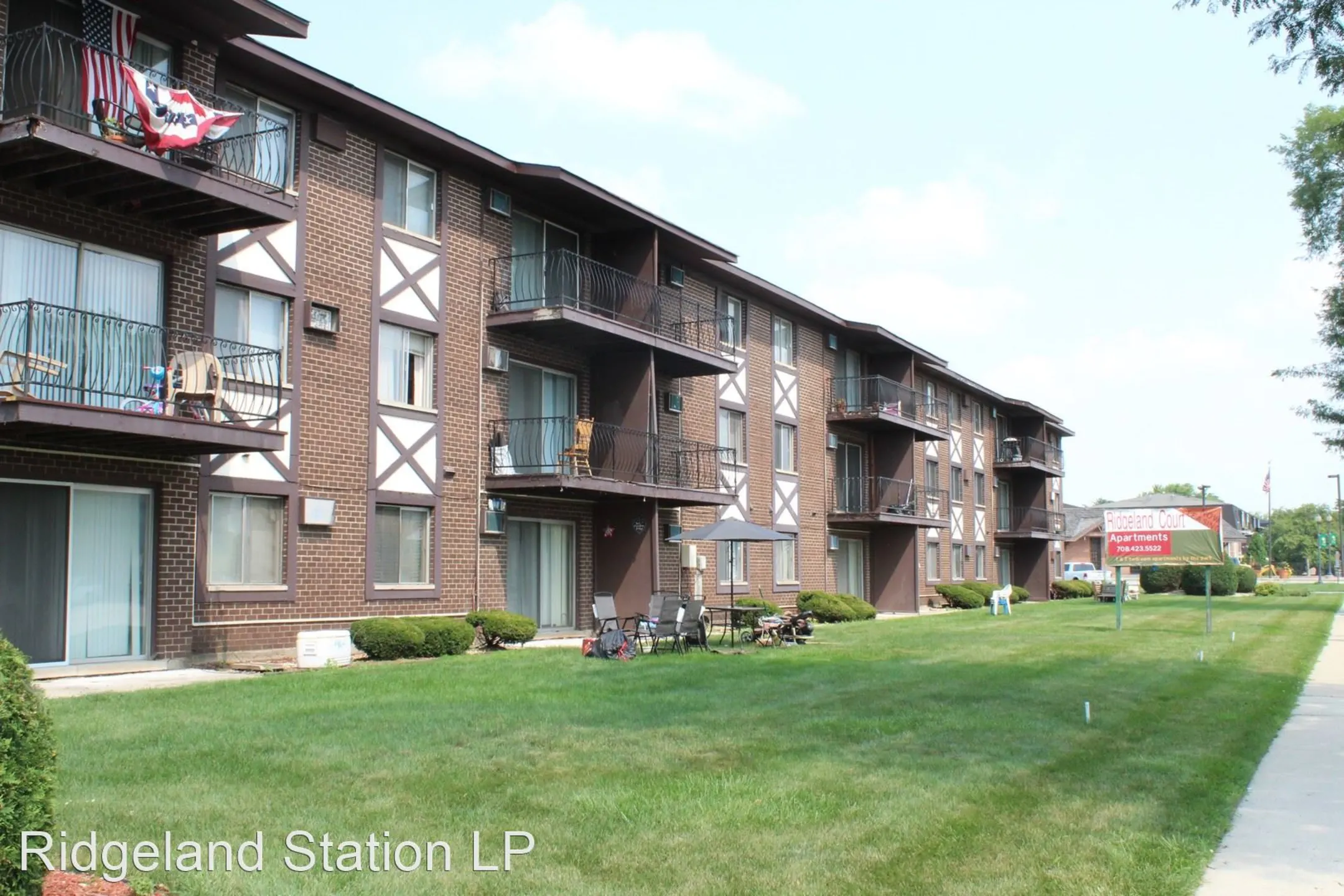 Building - Ridgeland Station Apartments - Chicago Ridge, IL