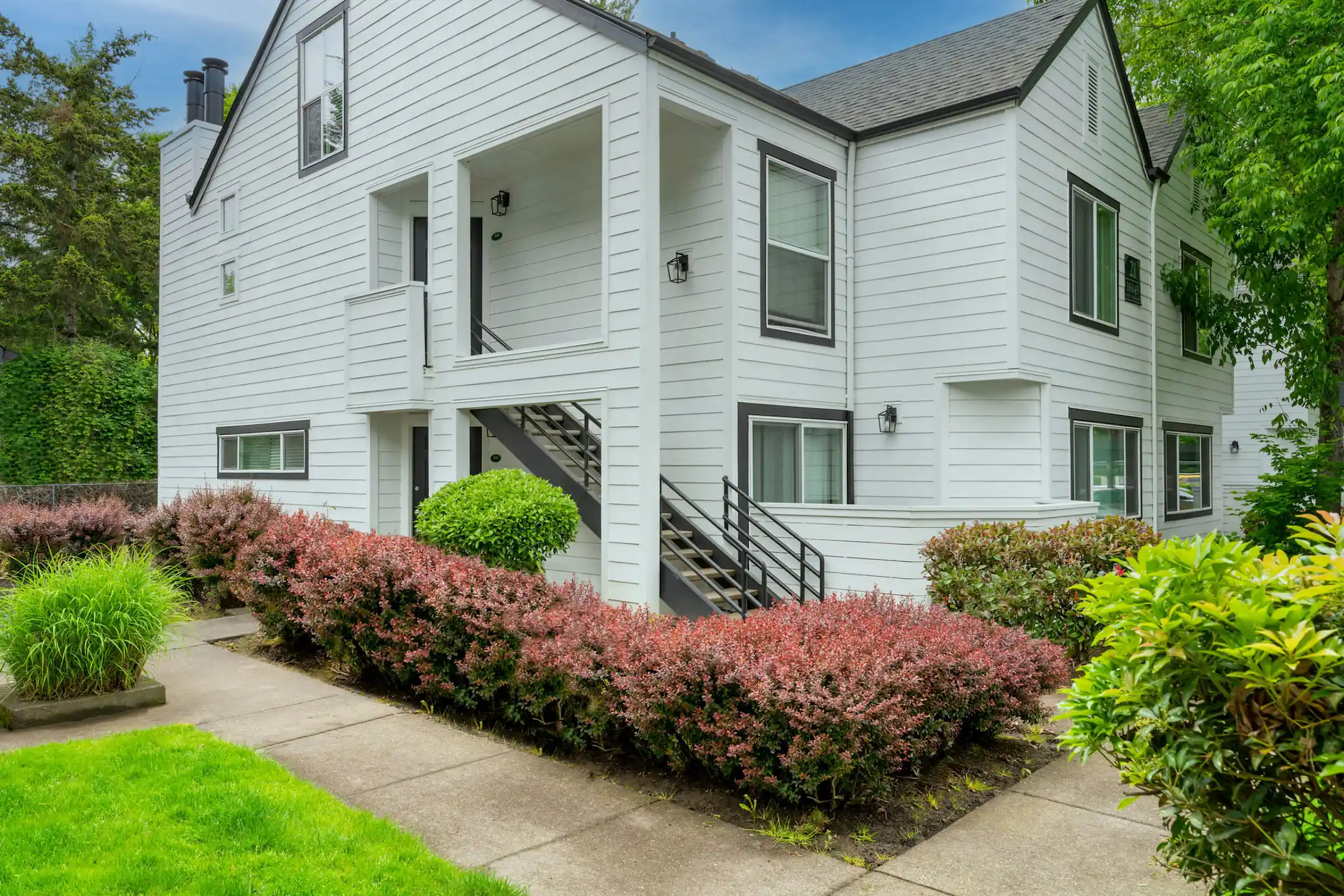 Hunters Run - 16201 NW Schendel Ave | Beaverton, OR Apartments for Rent