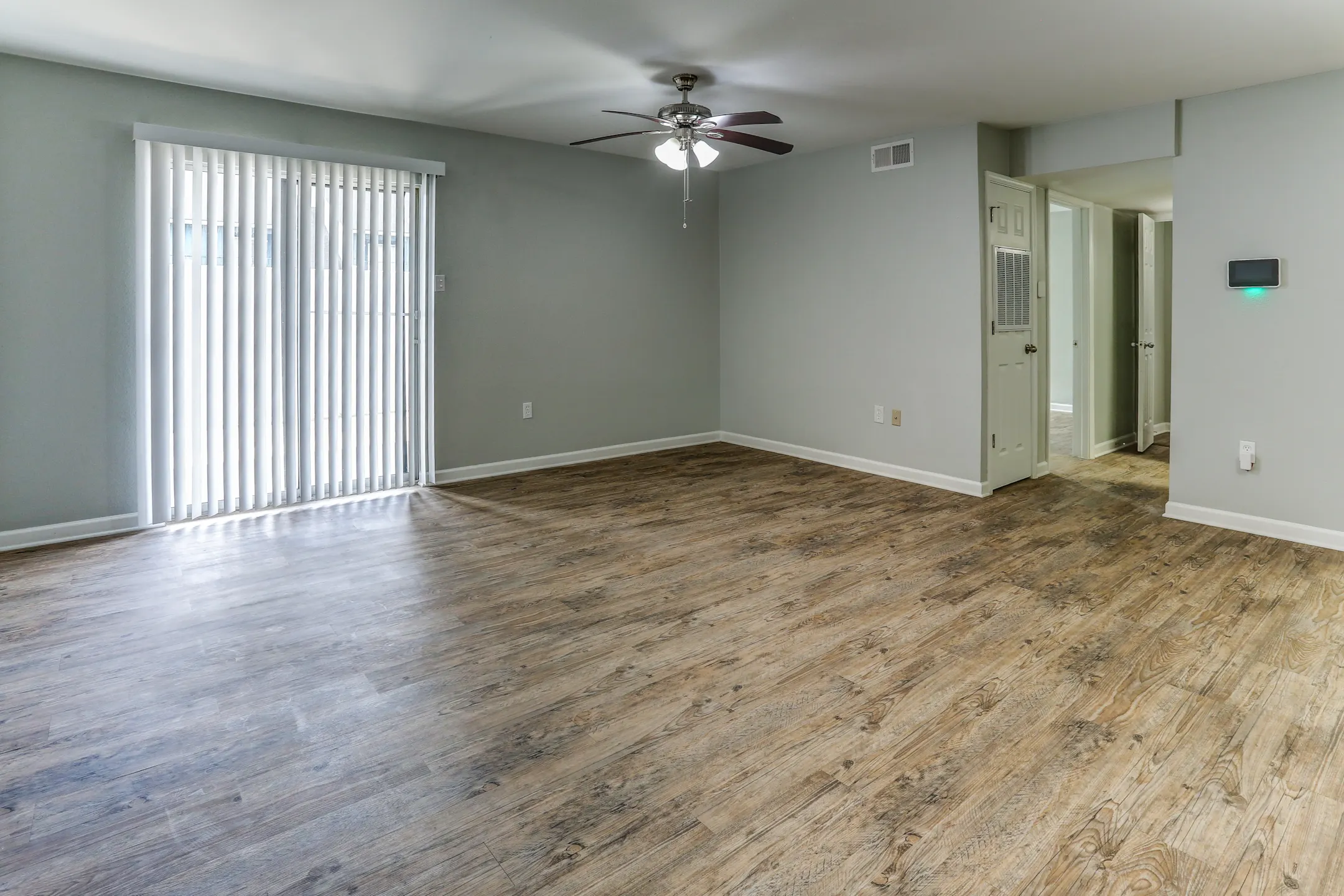 Jefferson Arms Apartments Apartments Baton Rouge, LA 70809