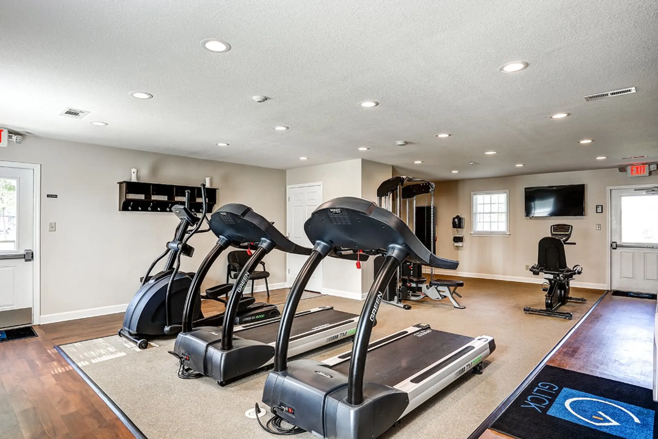 Fitness Weight Room - Archer's Pointe Apartments of Fort Wayne - Fort Wayne, IN