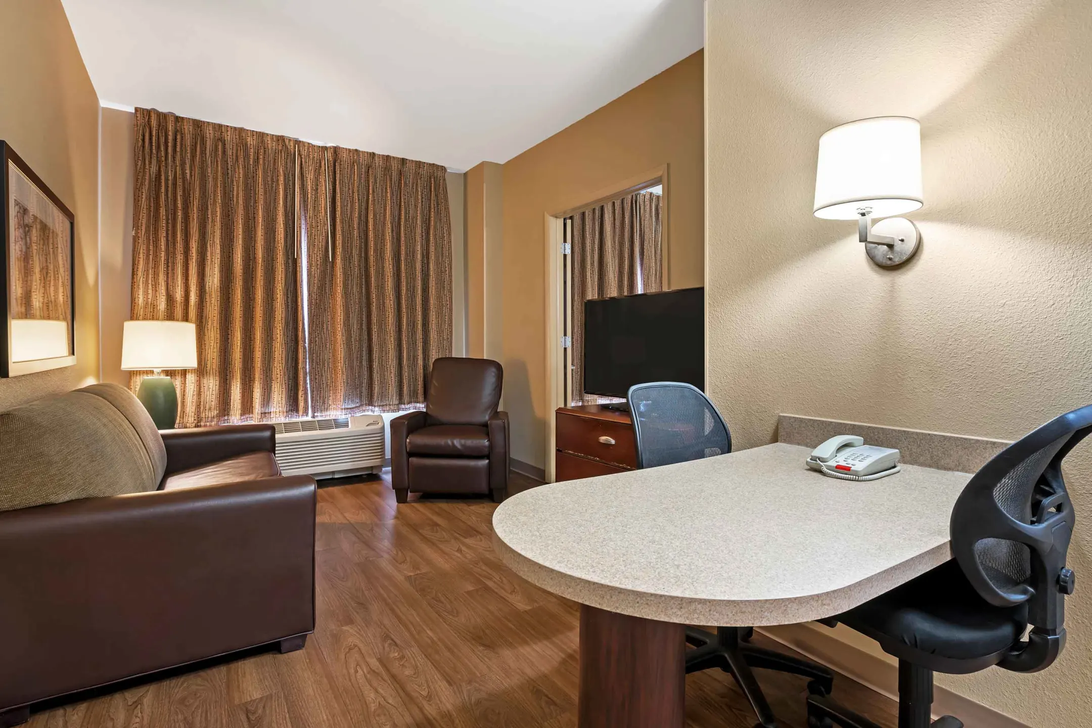 Dining Room - Furnished Studio - Indianapolis - Airport - W. Southern Ave. - Indianapolis, IN