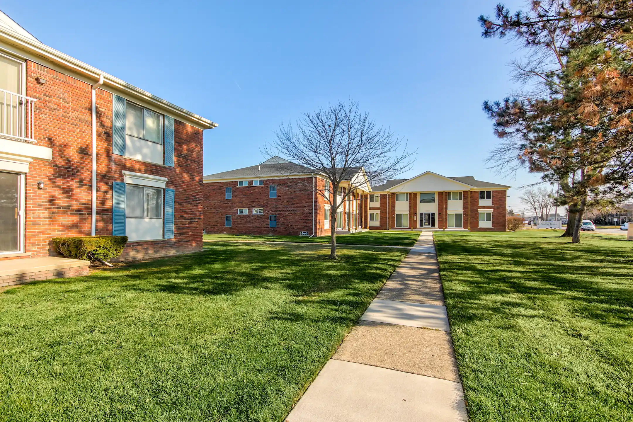 Sterling Knolls Apartments Sterling Heights, MI 48312