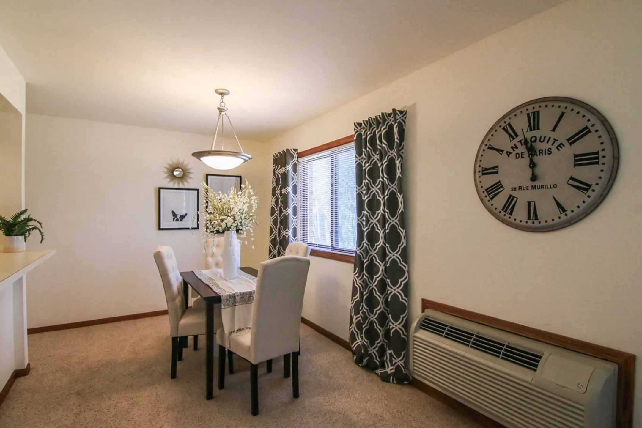 Cedar Ridge Apartments Madison, WI 53704