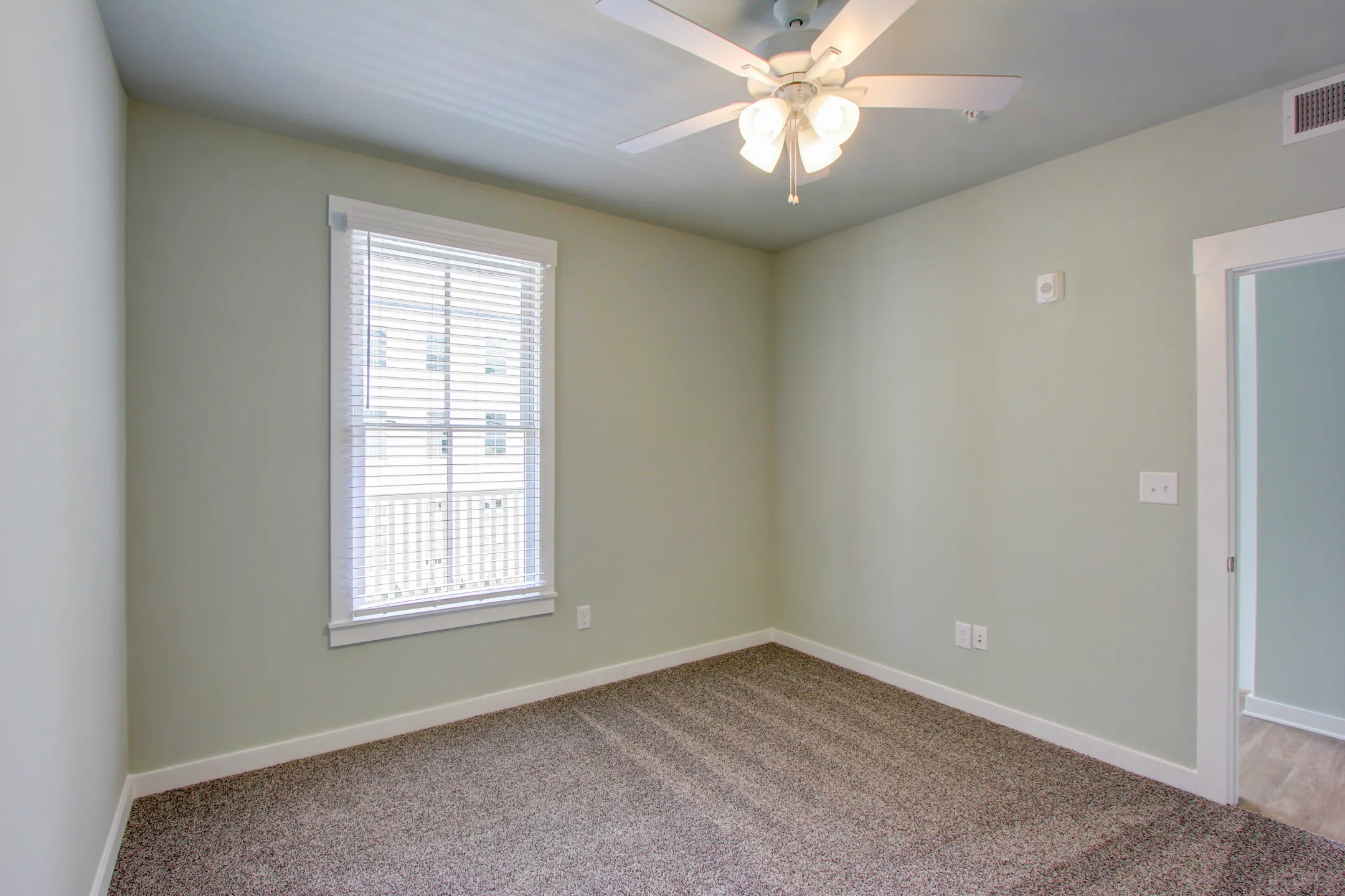 Habersham Row Apartments - Beaufort, SC 29906