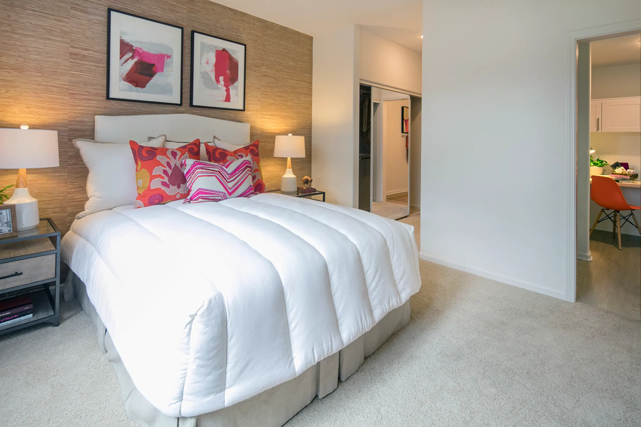 Del Rio Apartment Homes 2180 Fenton Pkwy San Diego, CA Apartments