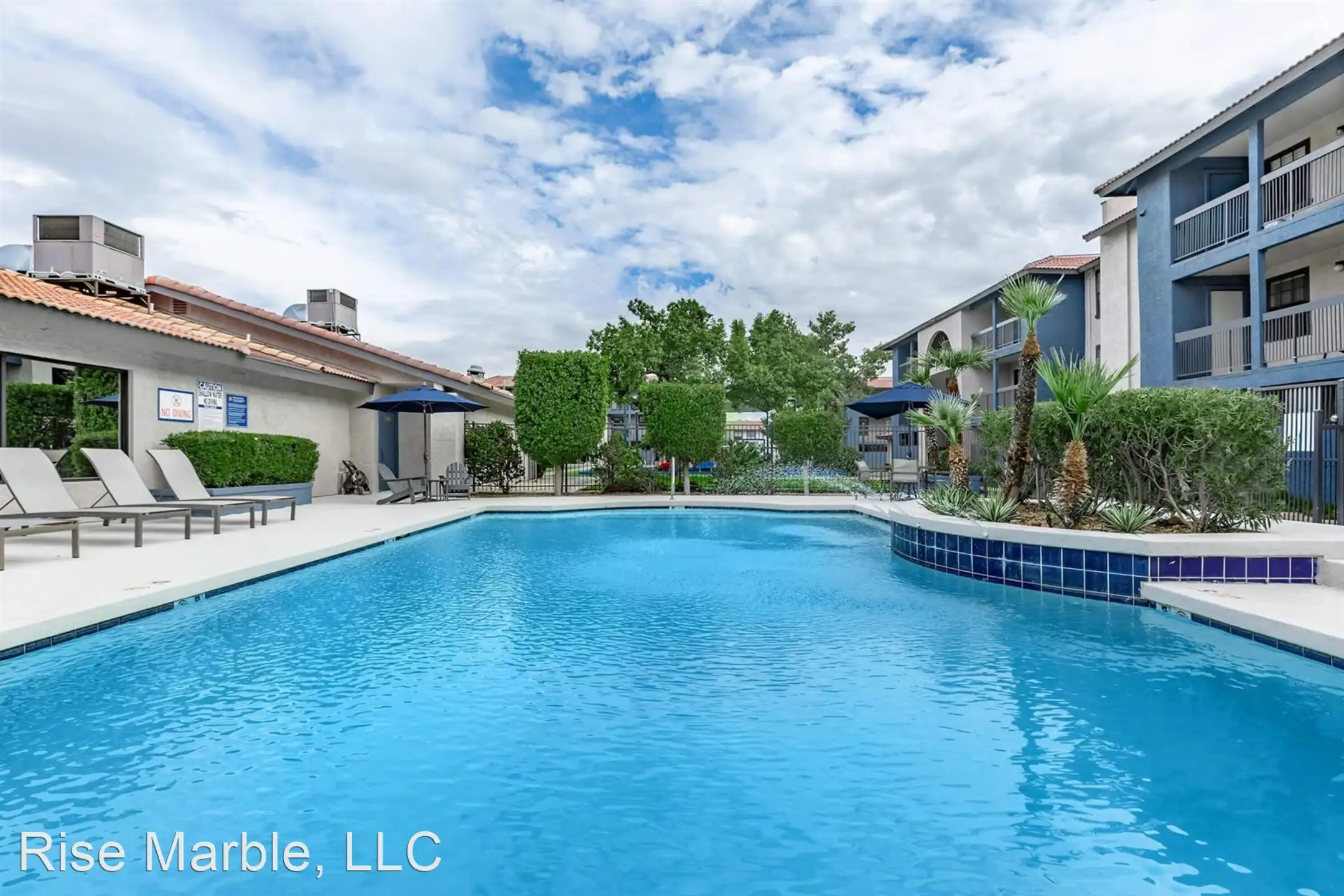 Rise Skyview Apartments Phoenix, AZ 85035