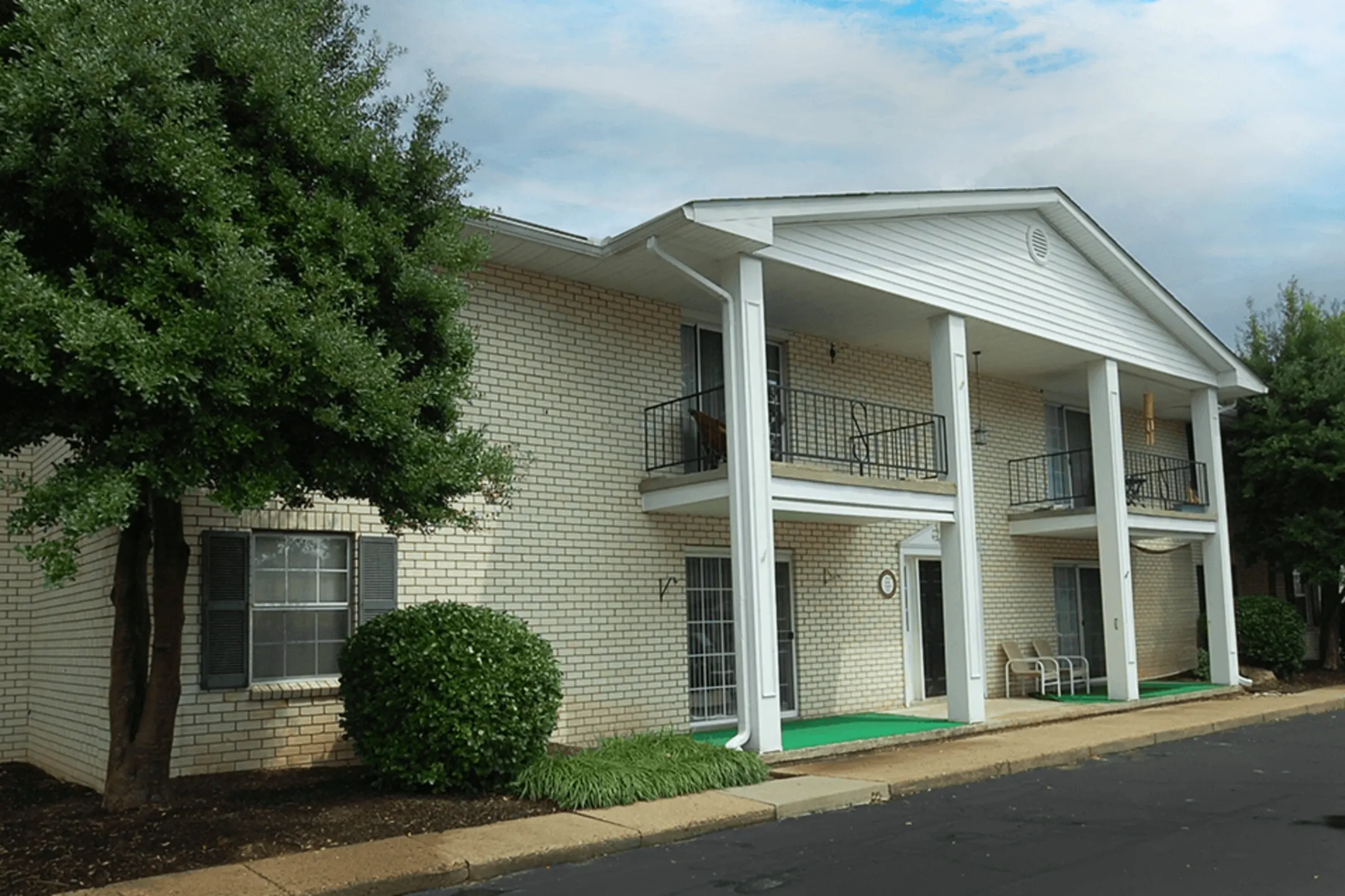 Building - Addison Place Apartments of Evansville - Evansville, IN