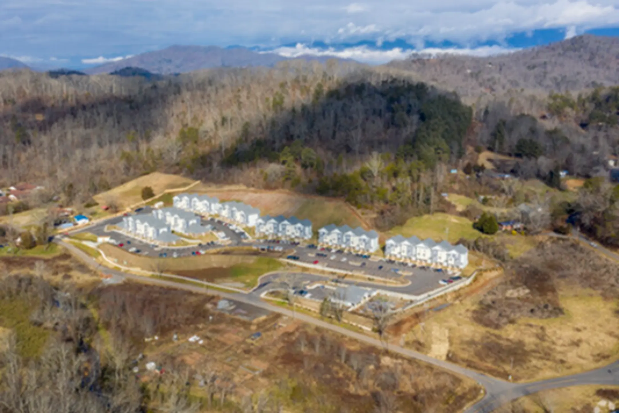 Bellamy Western 22 Fair Friend Circle Cullowhee, NC Apartments for