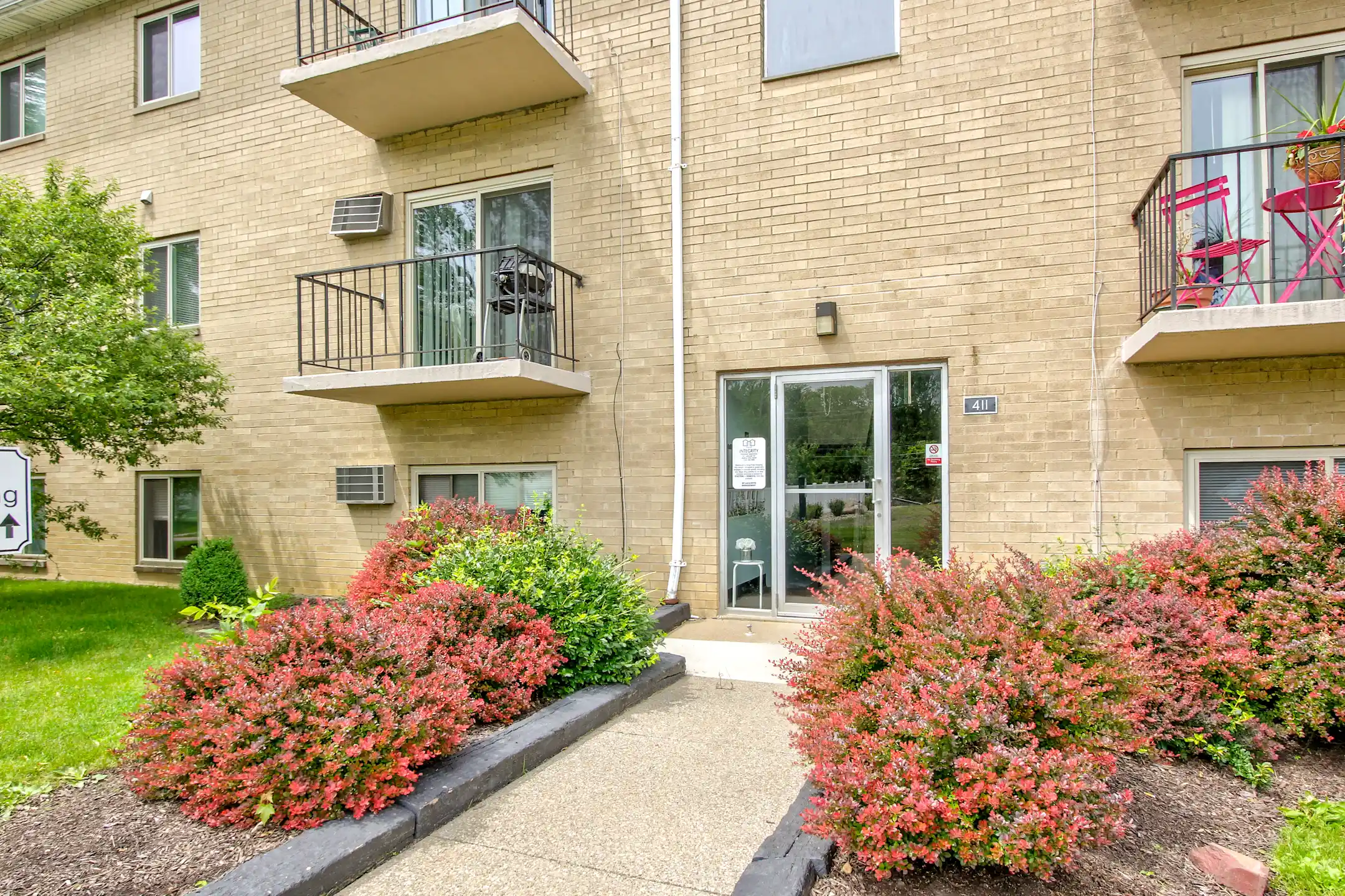 Westwood Apartments Apartments Medina, OH 44256