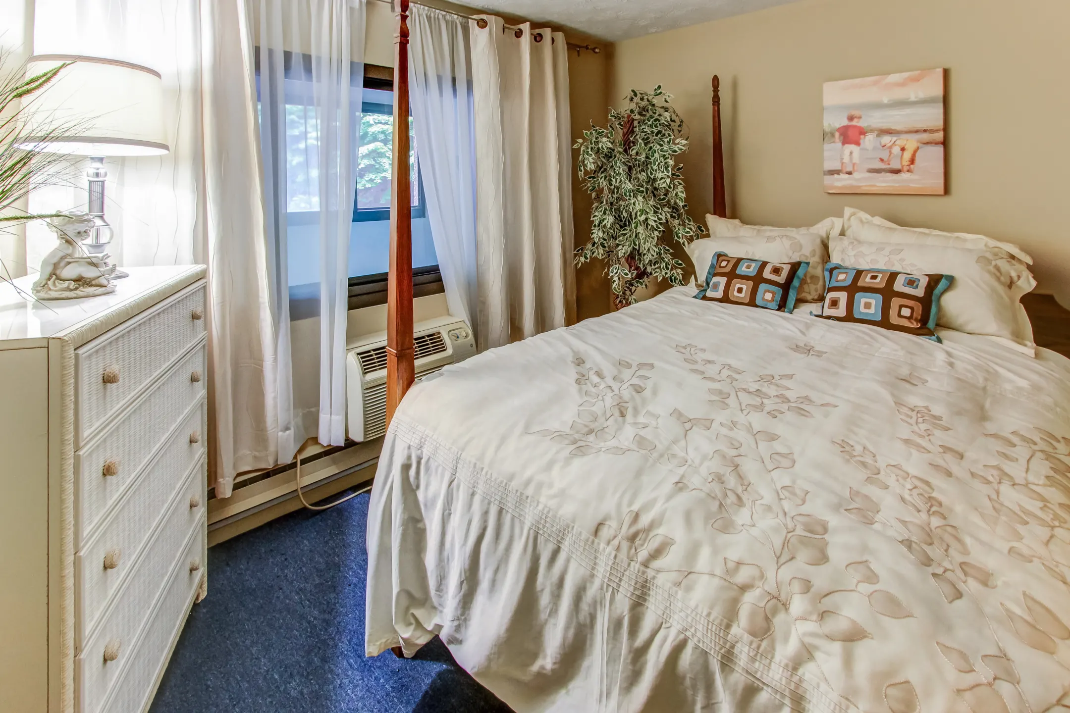 Bedroom - Bella Vista - New Haven, CT