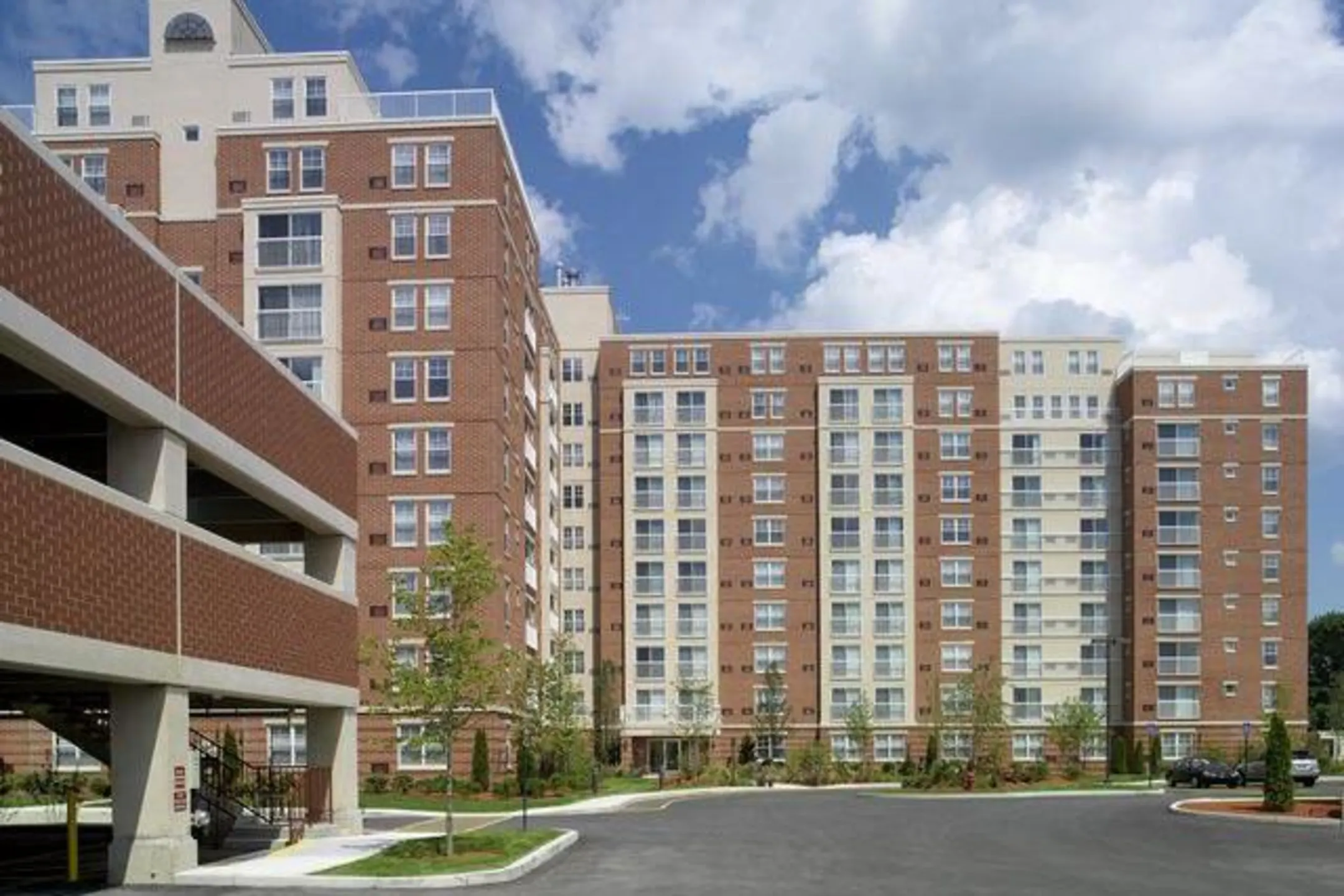 Cloverleaf Apartments Apartments Natick, MA 01760