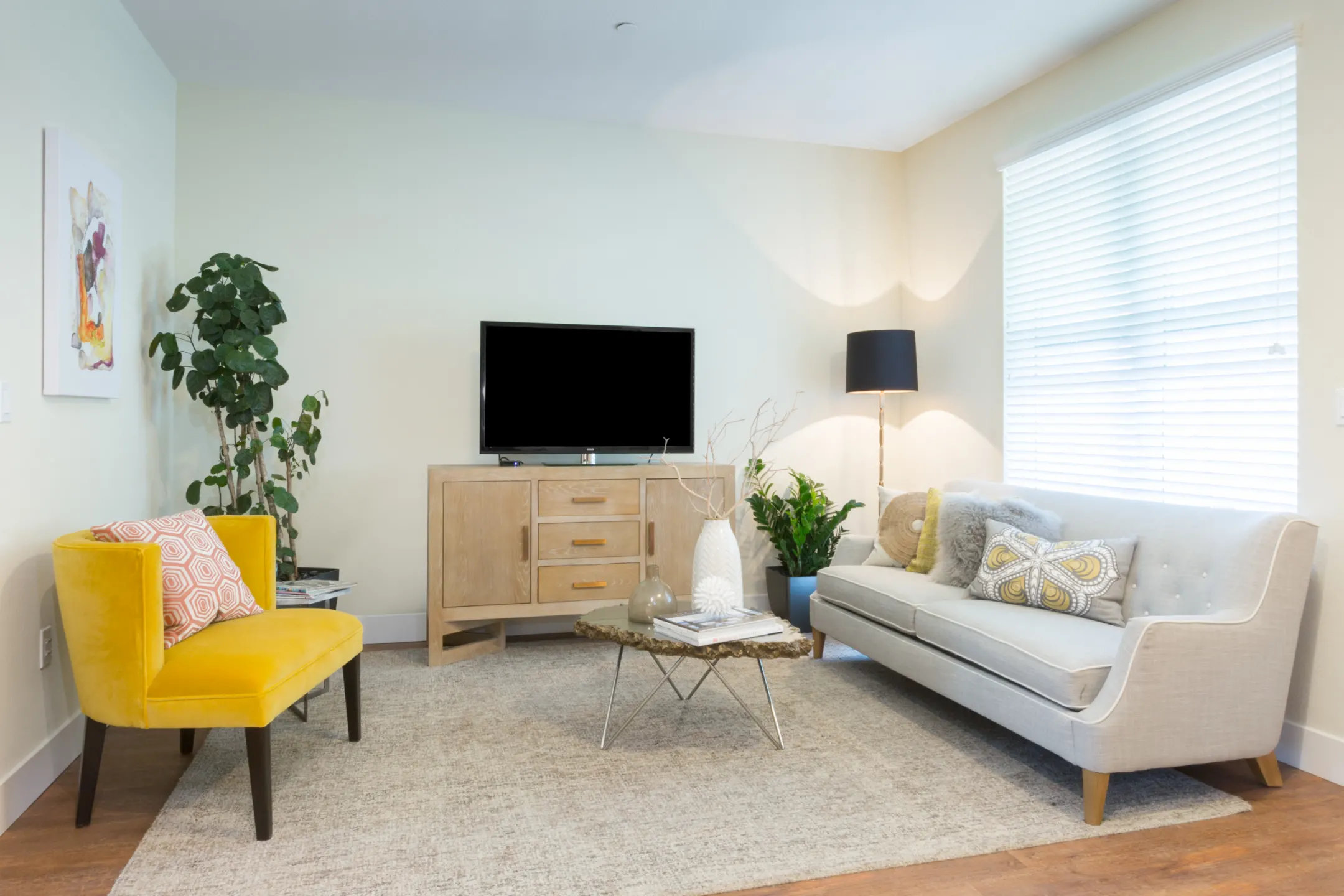 Vivere Apartments Los Gatos, CA 95032