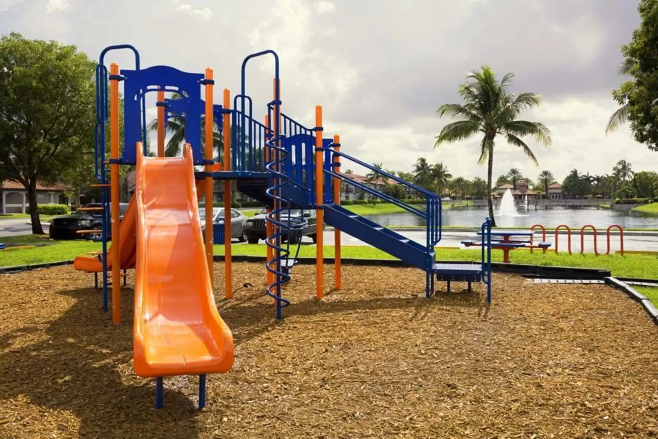 Camden Doral Villas 4600 NW 114th Ave Doral, FL Apartments for Rent Rent.