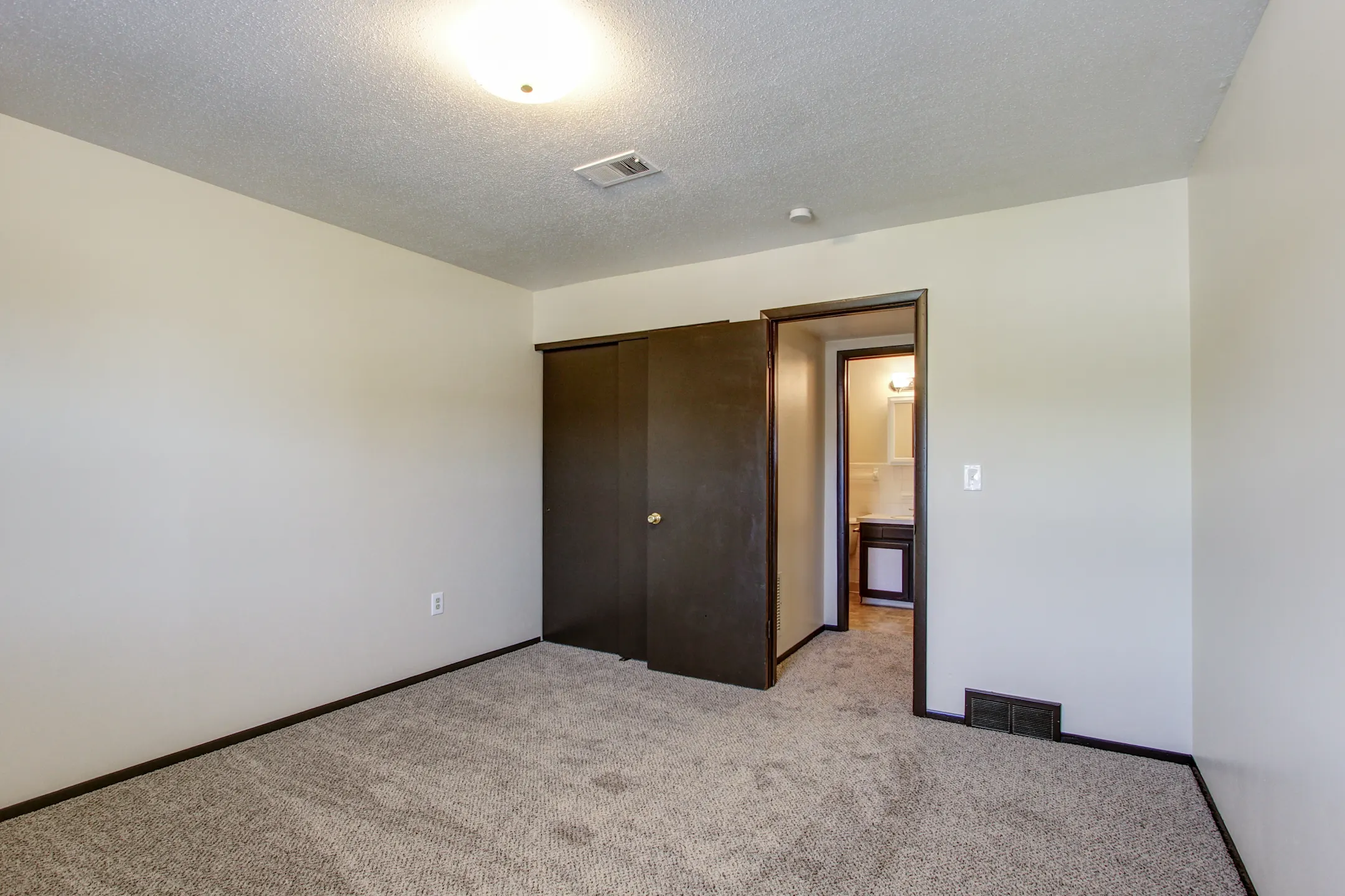 Reserve at Millcreek 1717 Kuntz Rd Erie, PA Apartments for Rent Rent.