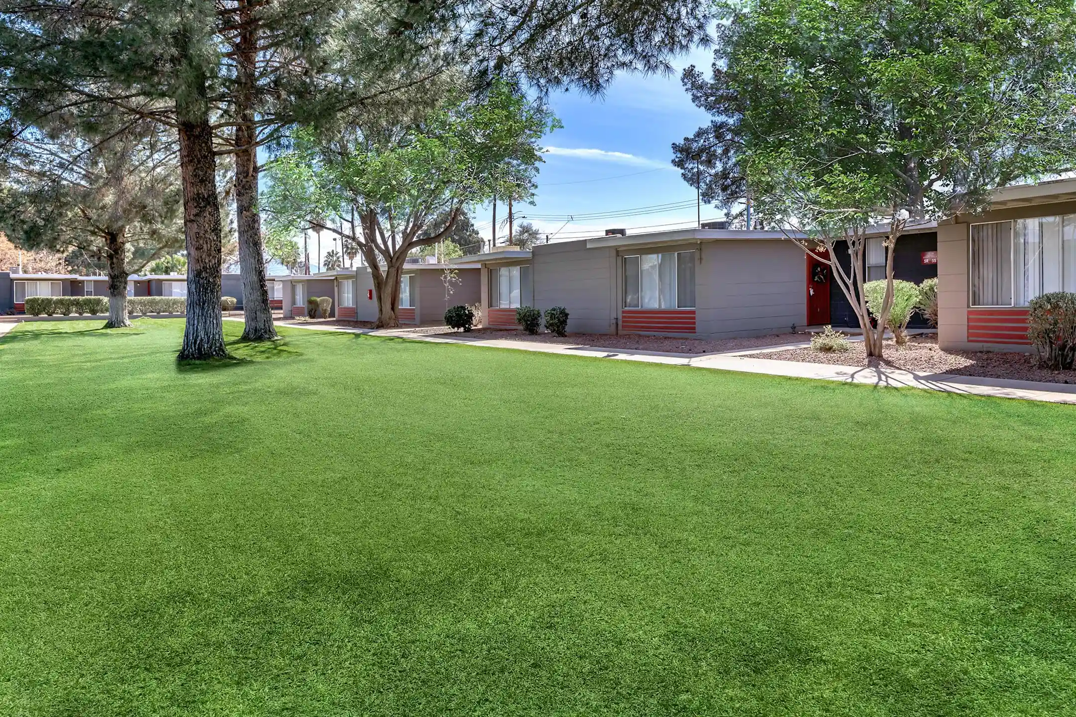 Icon on Stella Apartments Tucson, AZ 85730