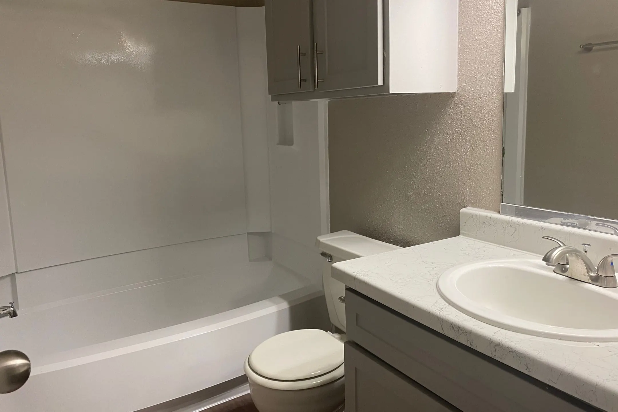 Bathroom - Cambridge Place - Houston, TX