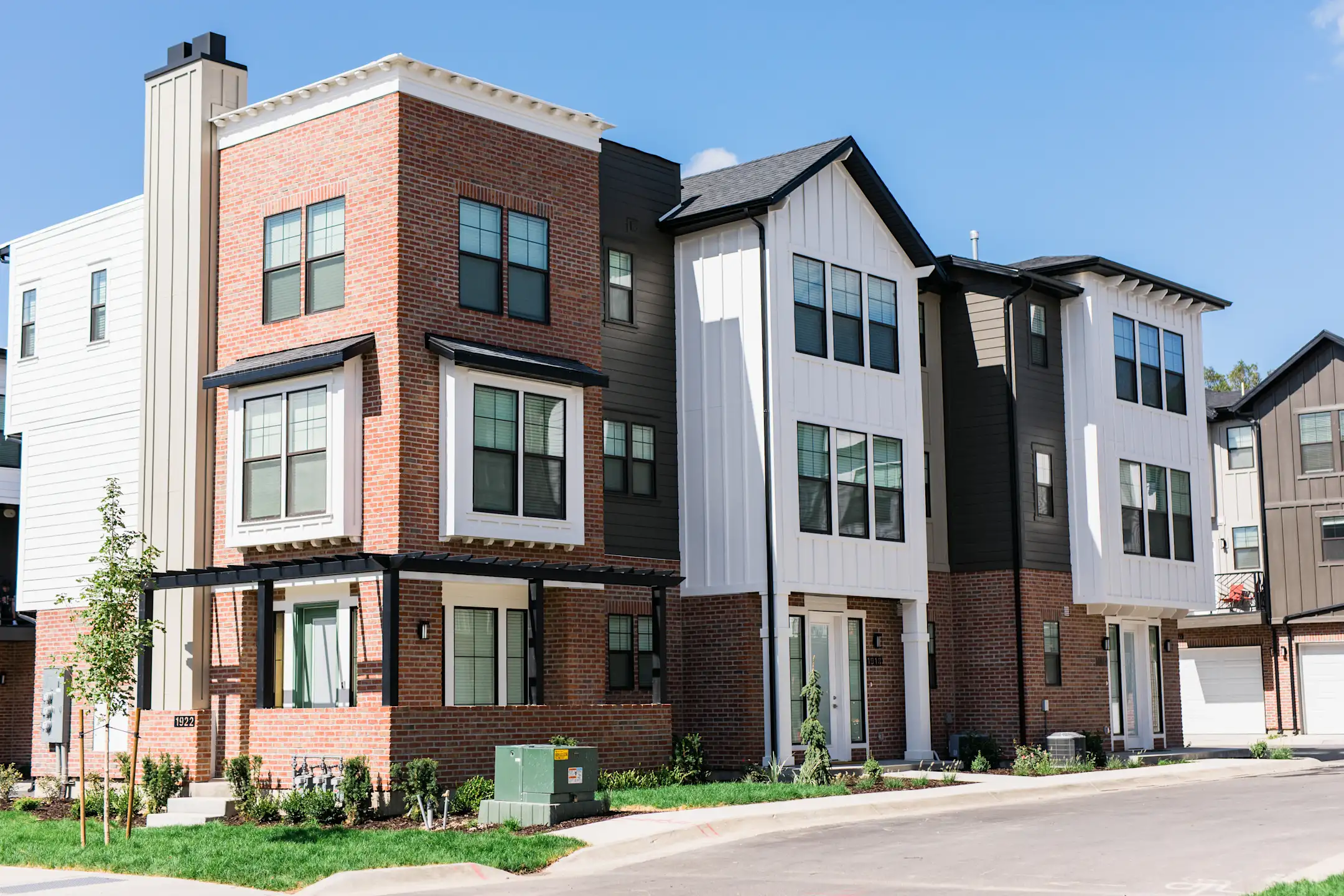 Current By Lotus Townhomes 314 Park Ave Ogden, UT Apartments for